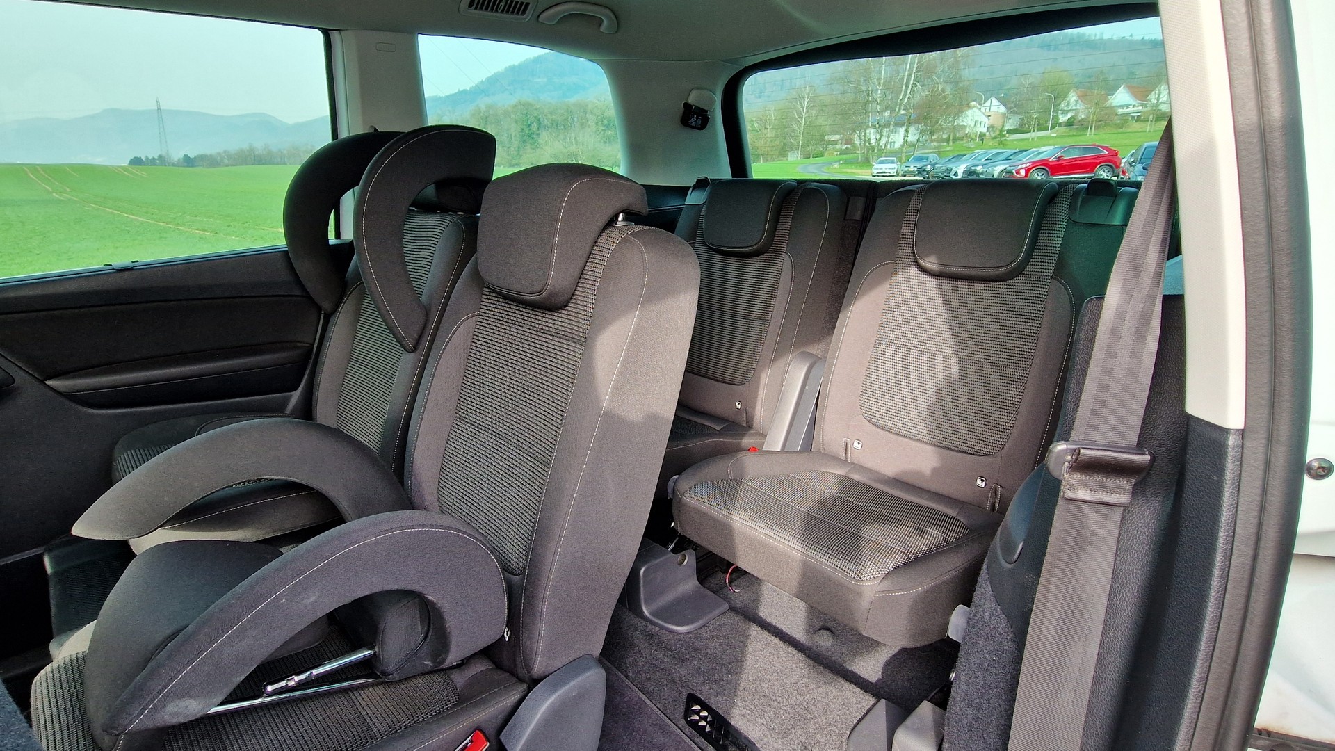 VW Sharan 1.4 TSI BlMT Comfortline DSG-image-12