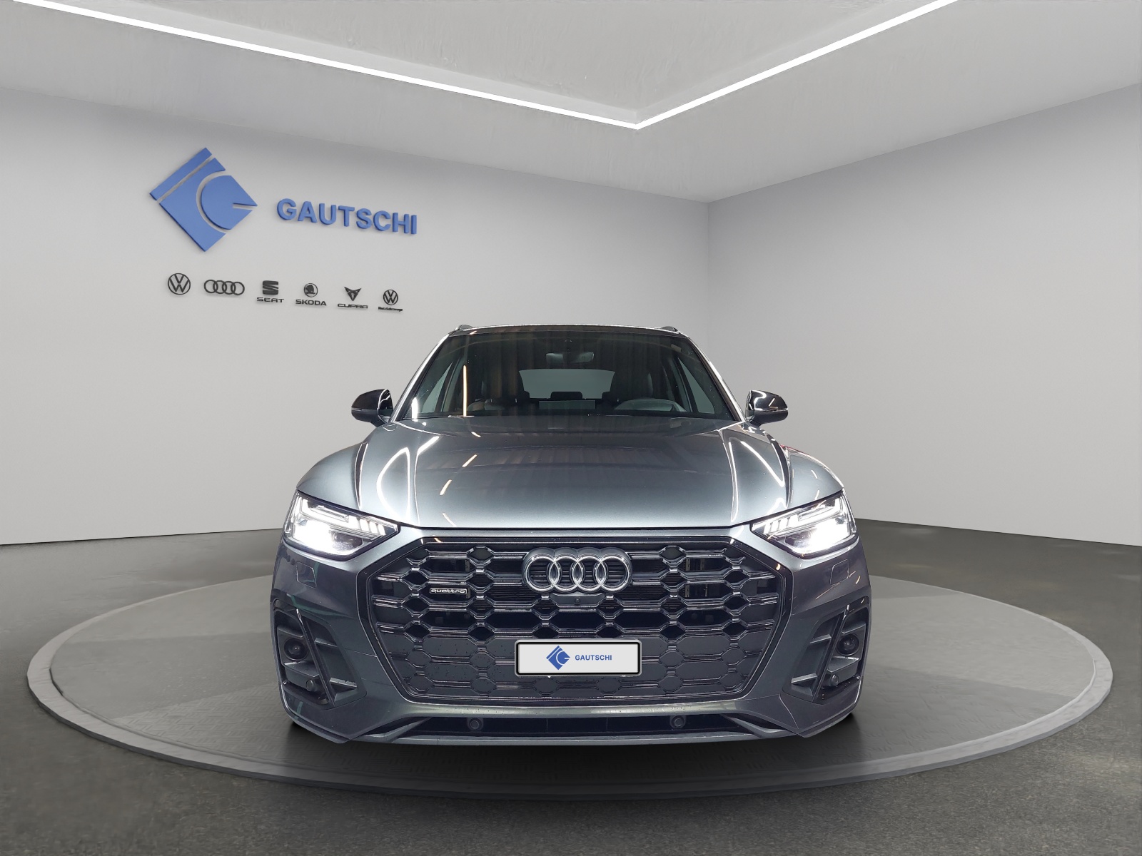 AUDI Q5 50 TFSI e PHEV S line quattro S-tronic-image-4
