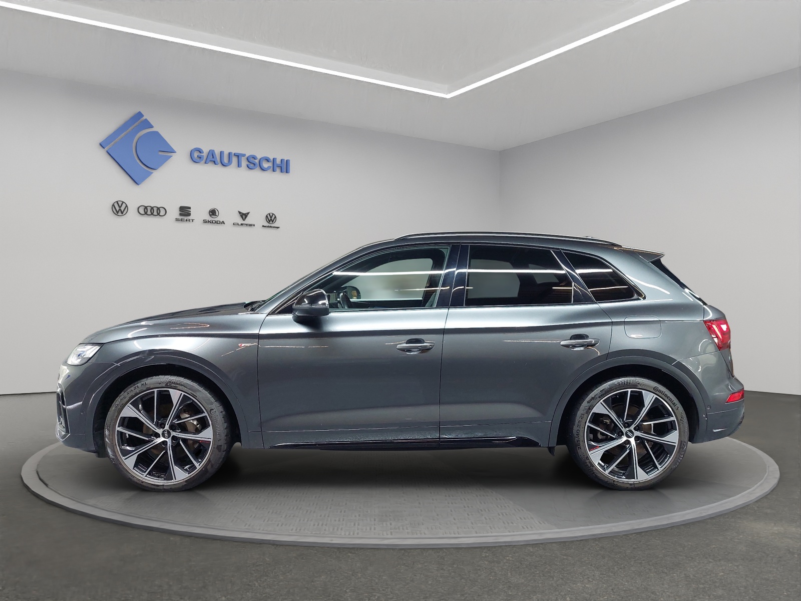 AUDI Q5 50 TFSI e PHEV S line quattro S-tronic-image-1