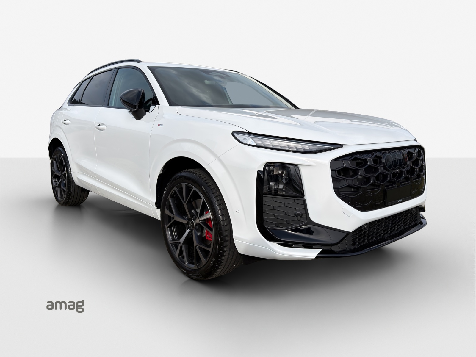 AUDI Q3 SUV 110 kW TFSI S tronic-image-5