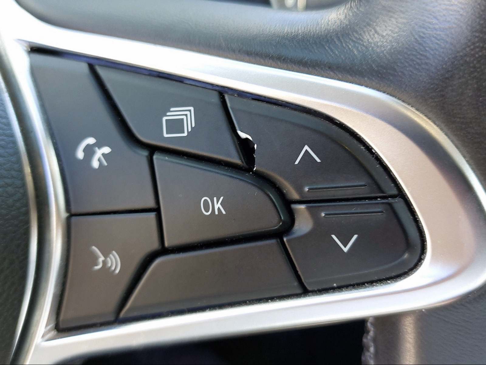 RENAULT Captur 1.3 TCe Intens EDC-image-12