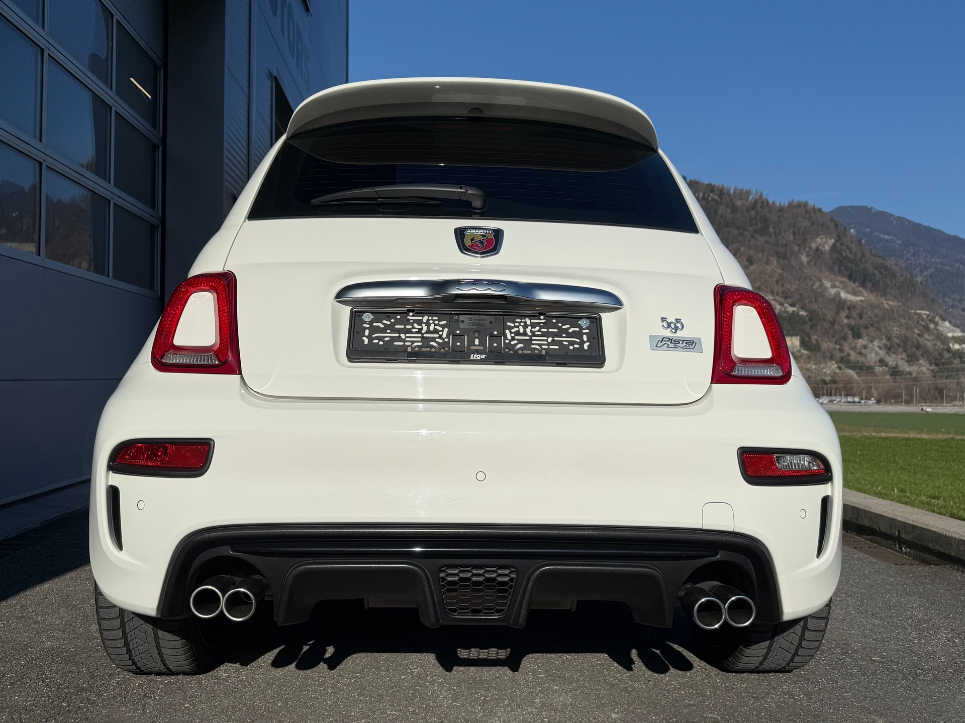 FIAT 595 1.4 16V Turbo Abarth Pista-image-3