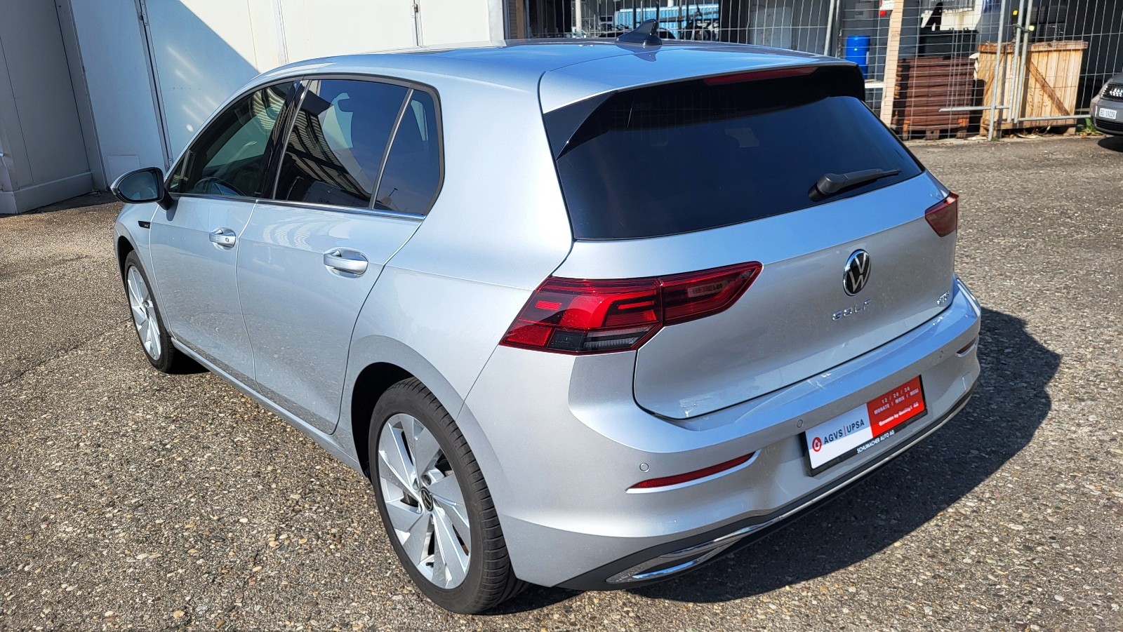 VW Golf 1.5 eTSI mHEV ACT Style DSG-image-3
