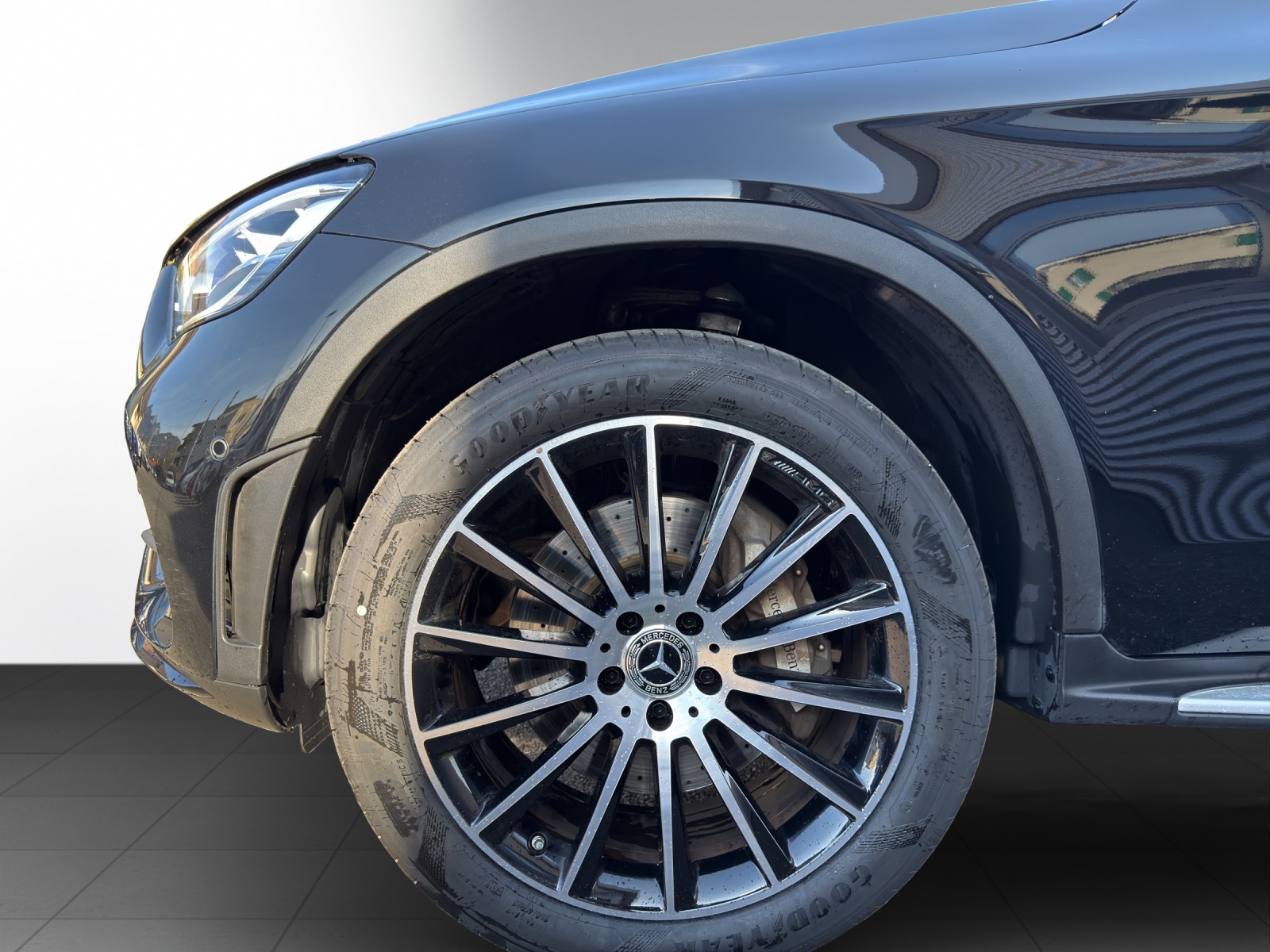 Image MERCEDES-BENZ GLC-300 GLC 300 e AMG Line 4Matic