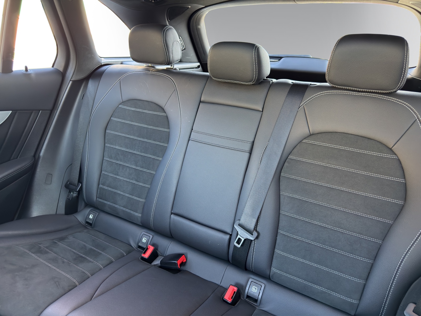 Image MERCEDES-BENZ GLC-300 GLC 300 e AMG Line 4Matic