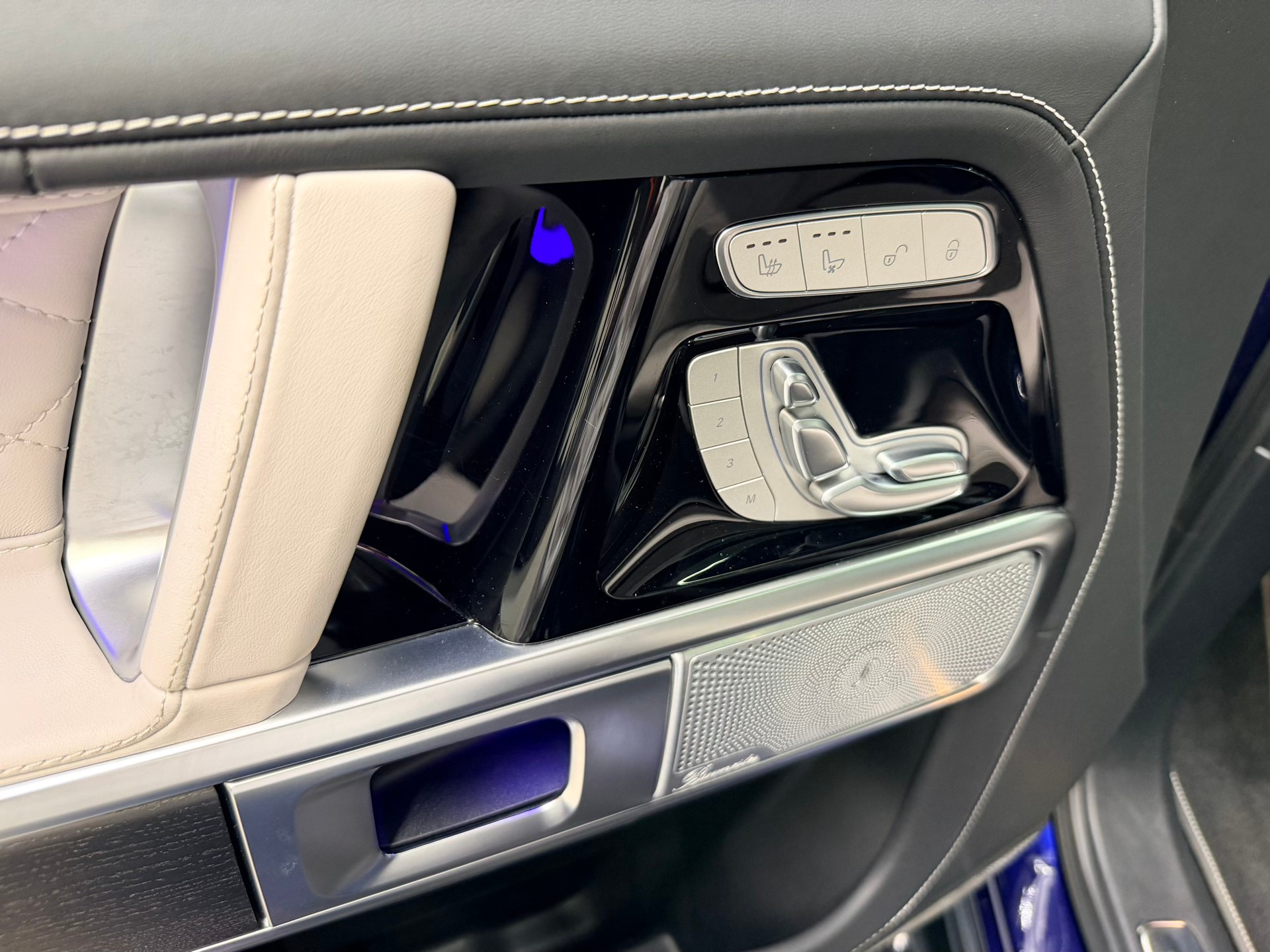 MERCEDES-BENZ G 63 AMG Speedshift Plus G-Tronic-image-13