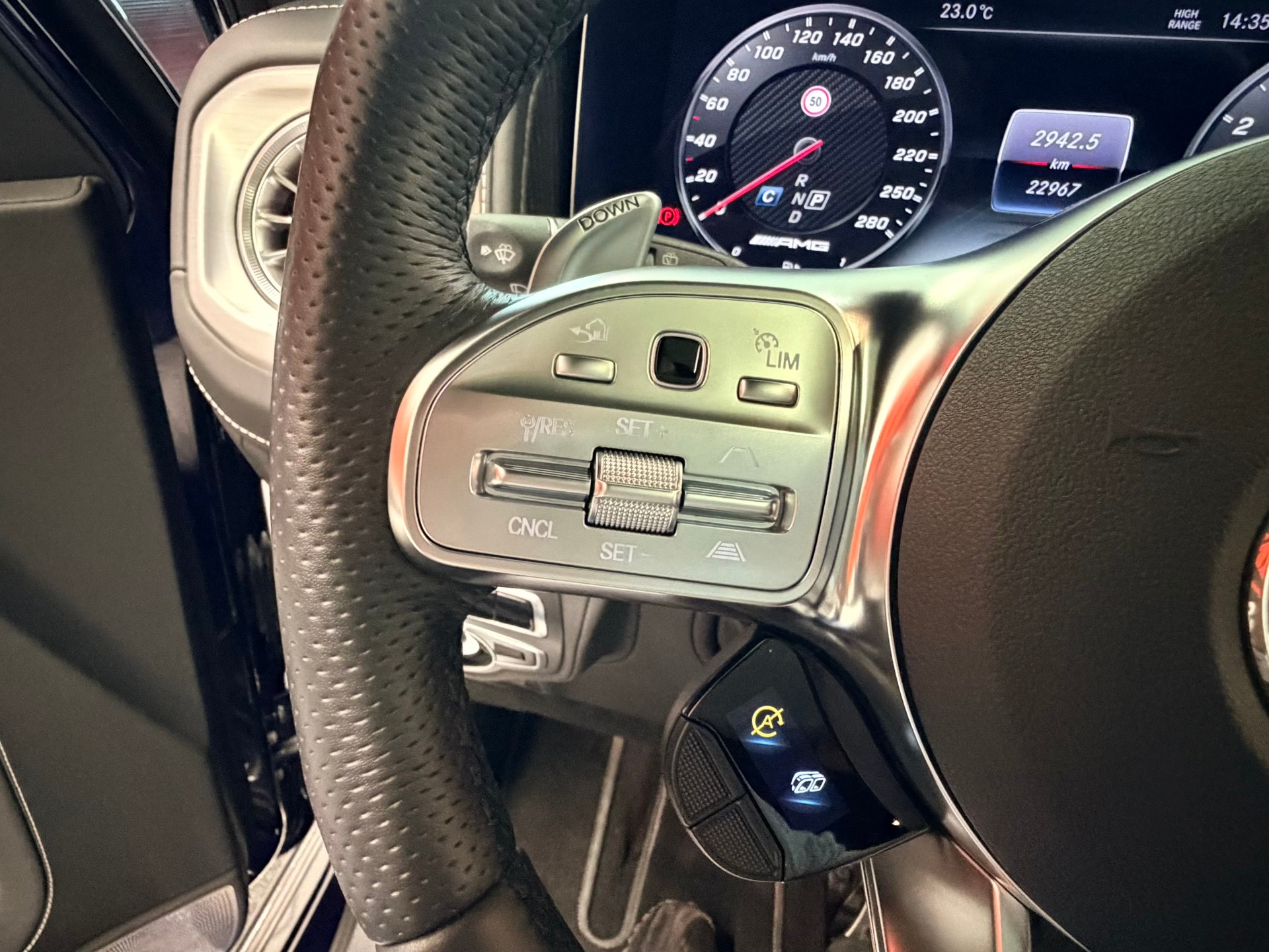 MERCEDES-BENZ G 63 AMG Speedshift Plus G-Tronic-image-29