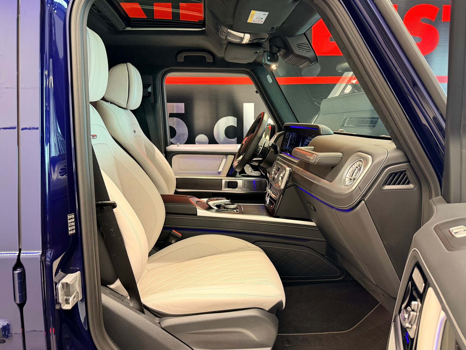 MERCEDES-BENZ G 63 AMG Speedshift Plus G-Tronic-image-21