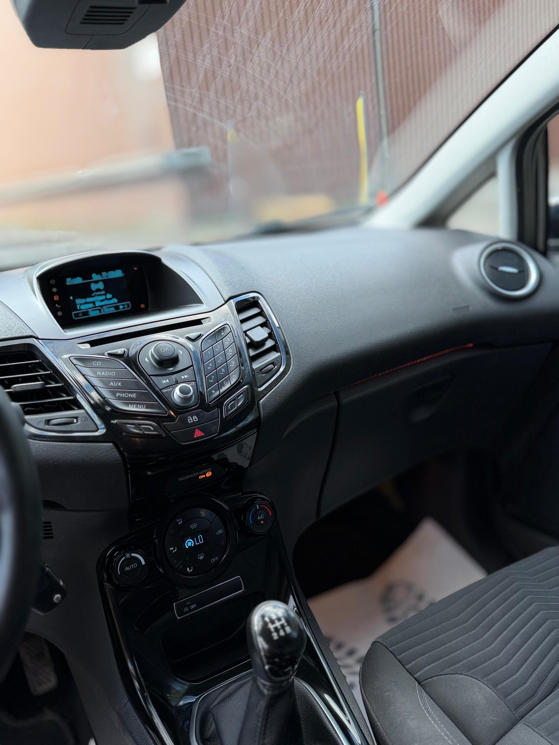 FORD Fiesta 1.0 SCTi Titanium-image-6