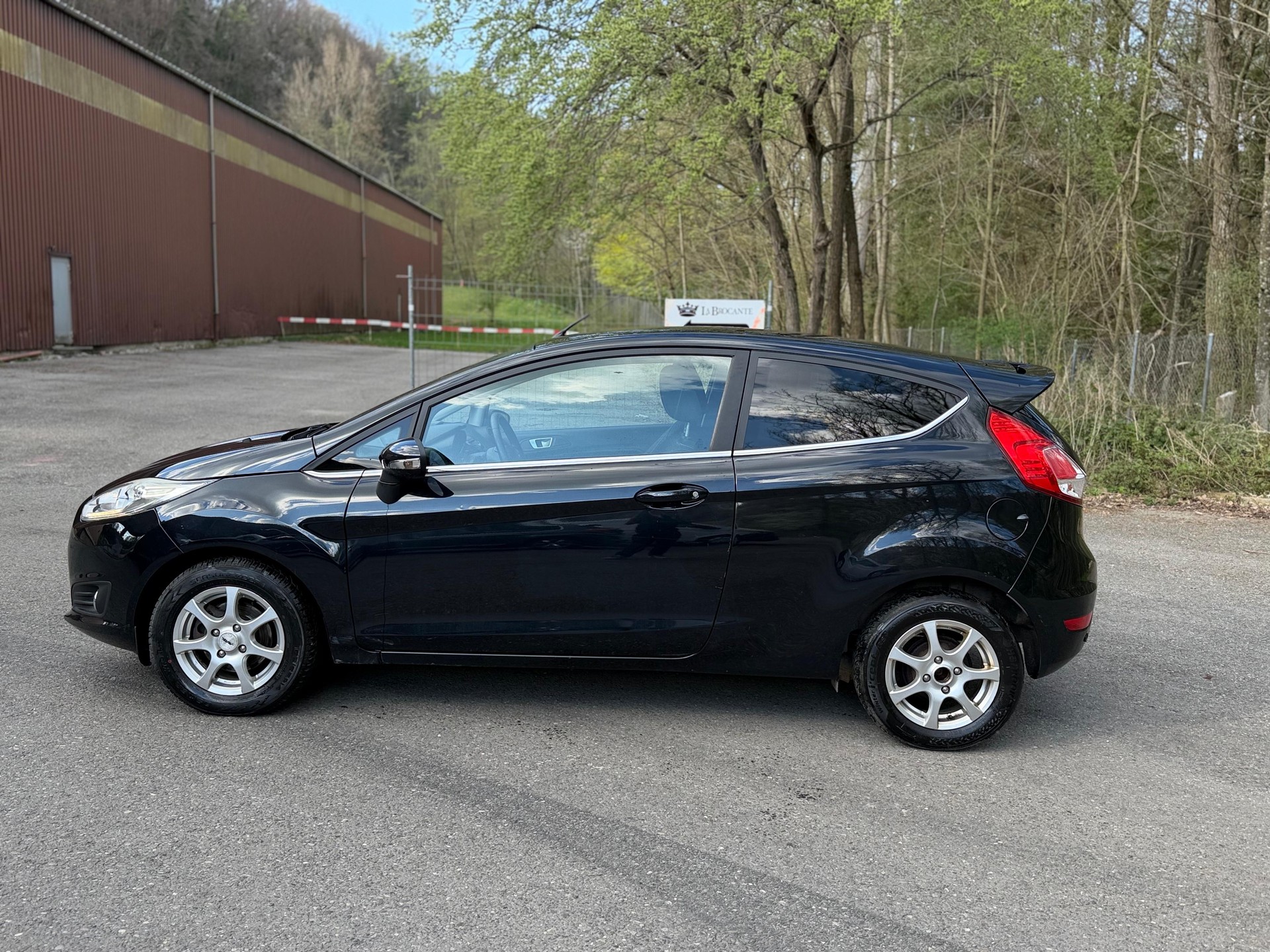 FORD Fiesta 1.0 SCTi Titanium-image-8