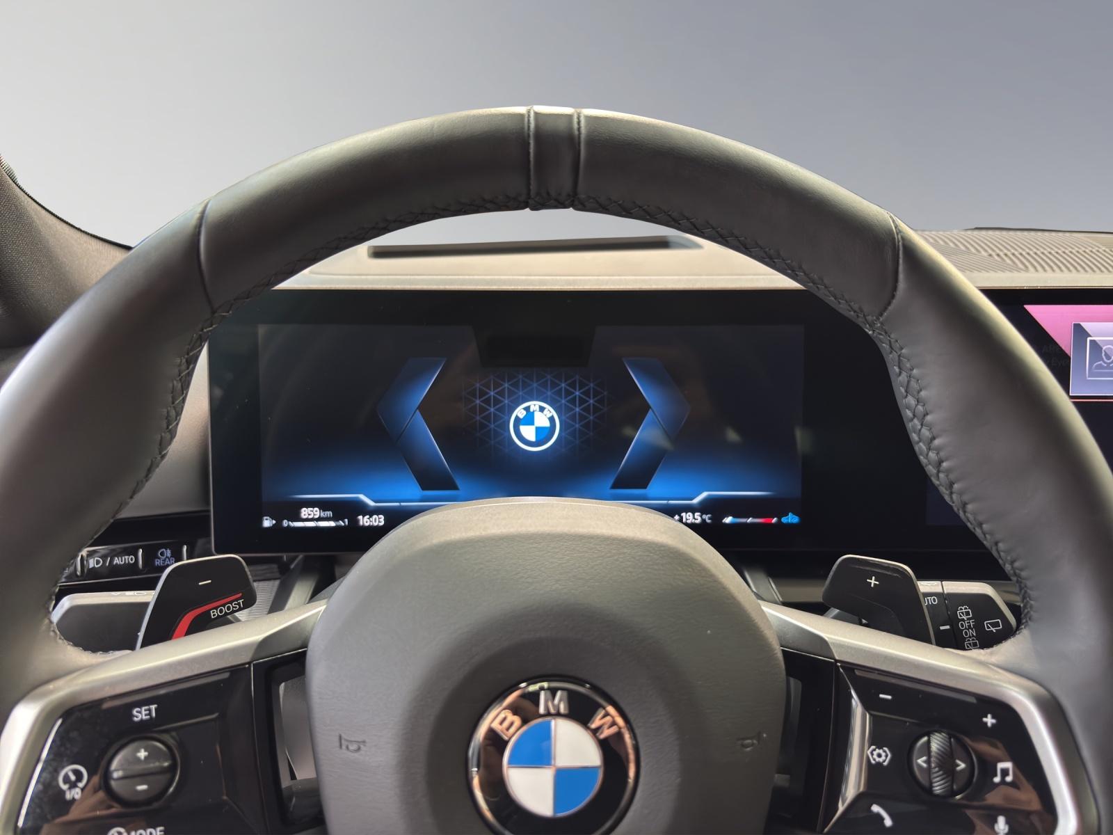 BMW 520d xDrive Touring-image-4