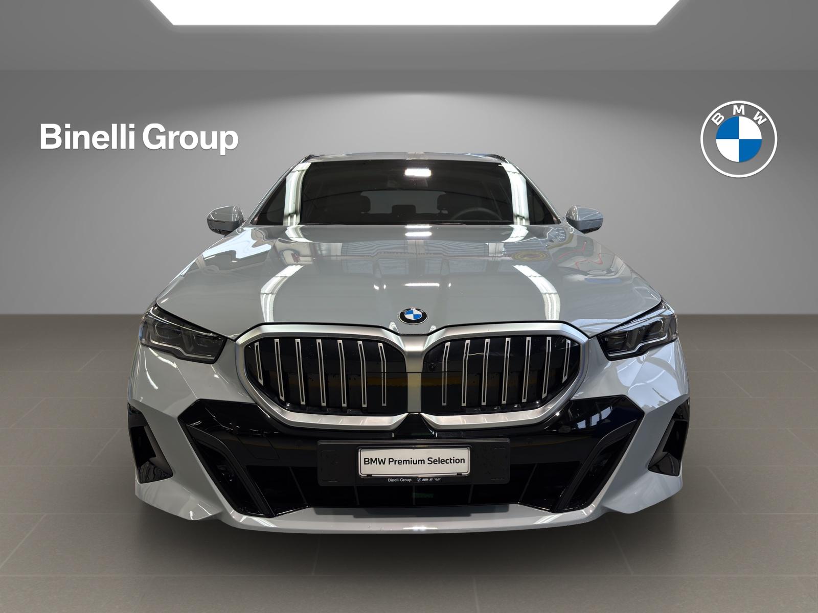 BMW 520d xDrive Touring-image-1