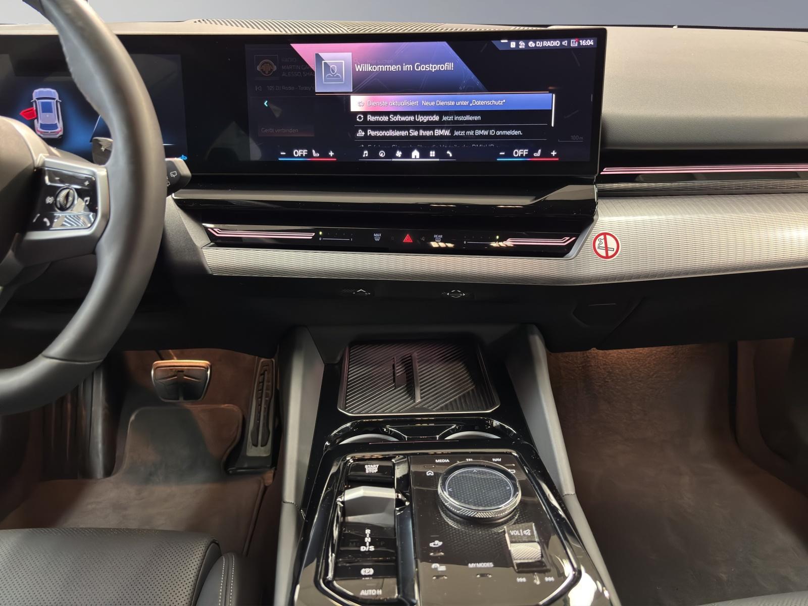 BMW 520d xDrive Touring-image-9