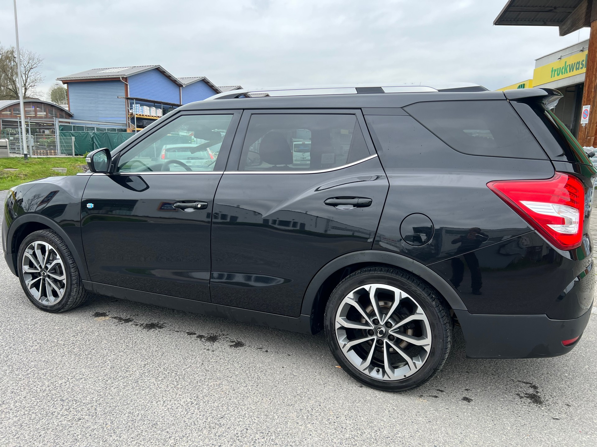 KGM-SsangYong XLV 1.6 eXDi Quartz 4WD-image-3