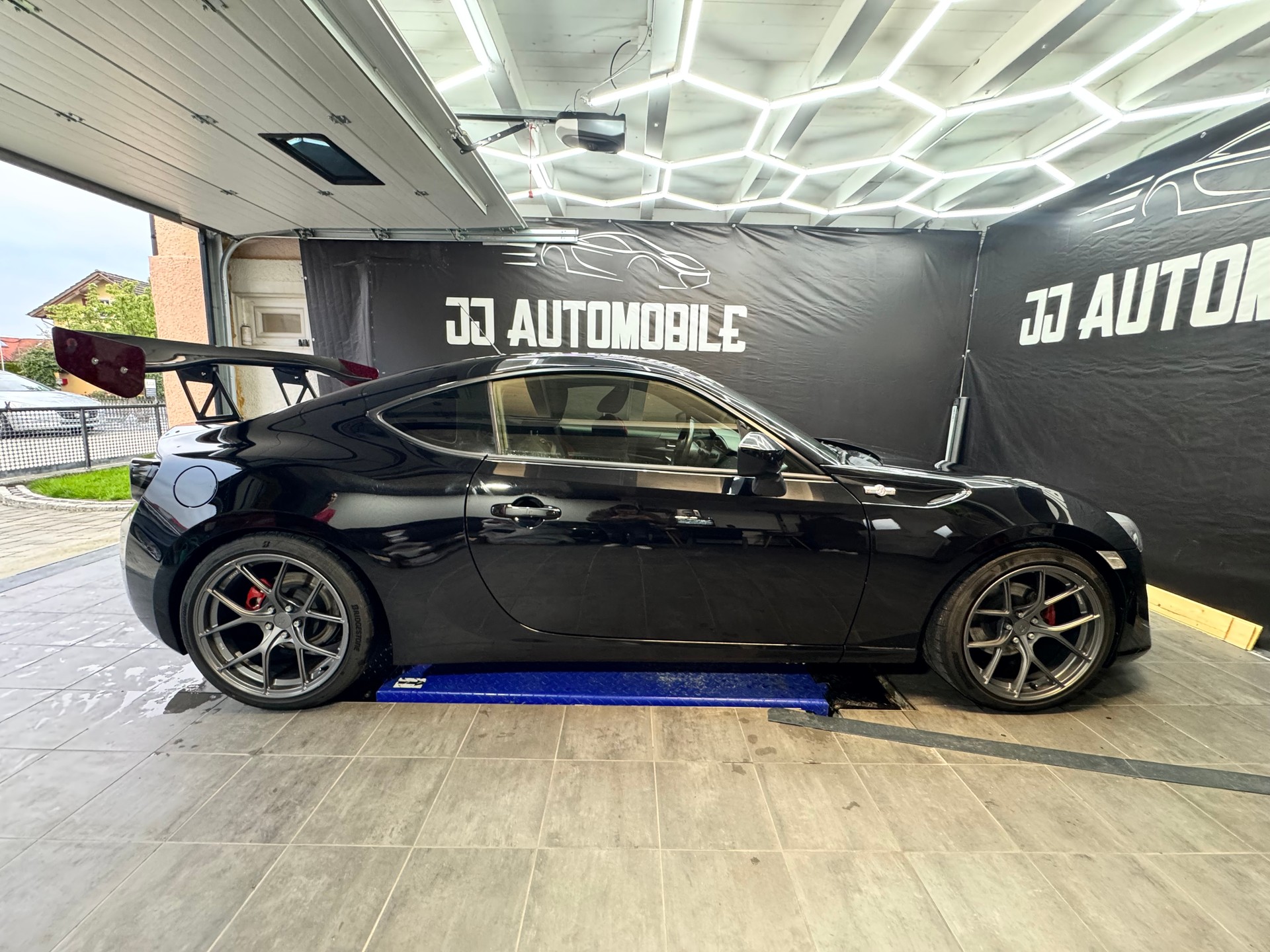 TOYOTA GT 86 2.0 D-4S Race-image-4
