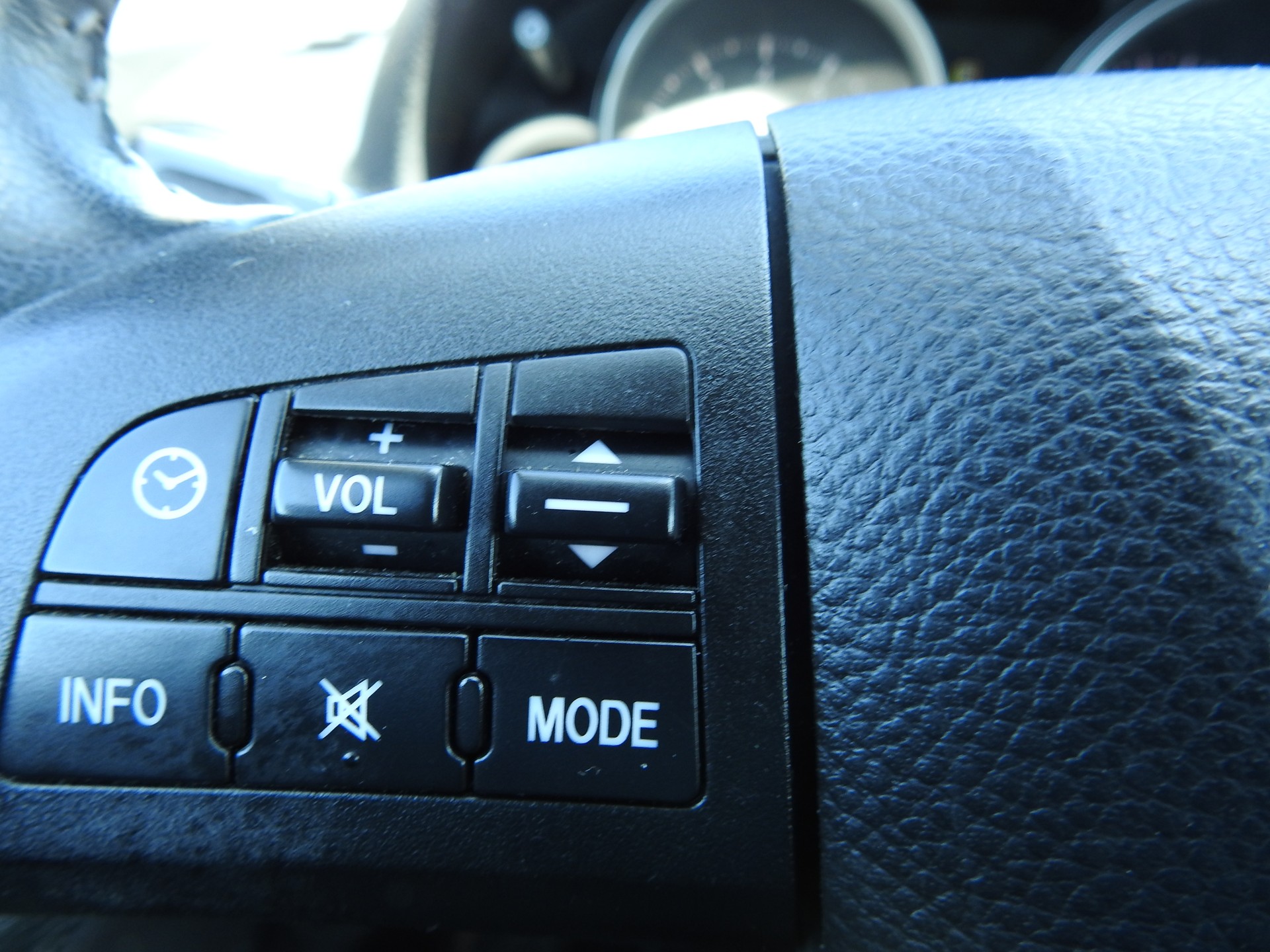 MAZDA 6 2.0 16V DISI Exclusive Activematic-image-24
