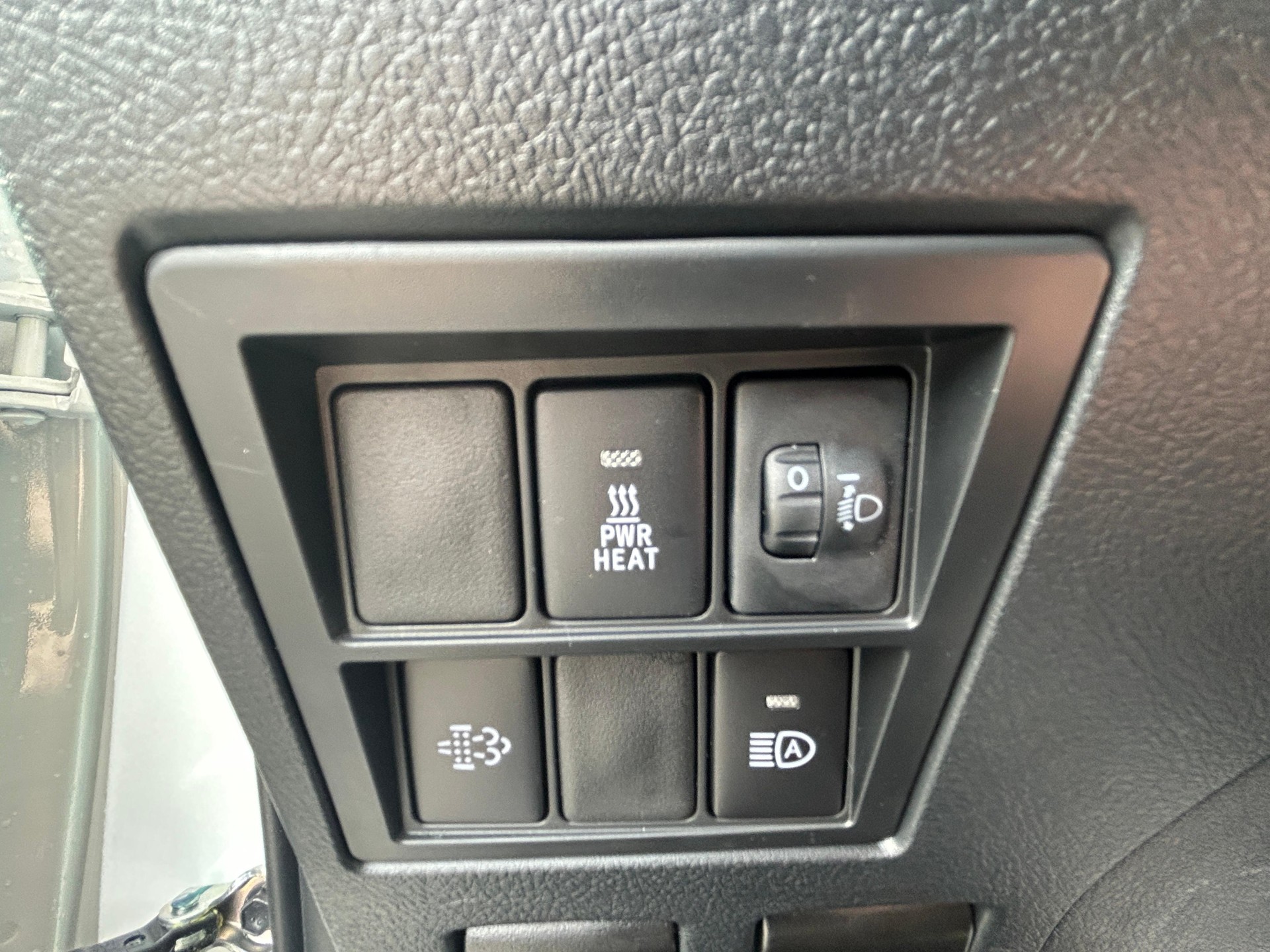 TOYOTA Hilux Double Cab.-Pick-up 2.4 D-4D 150 Style-image-13