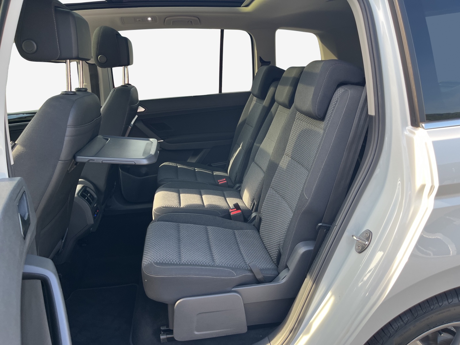 VW Touran 1.5 TSI EVO Comfortline-image-11