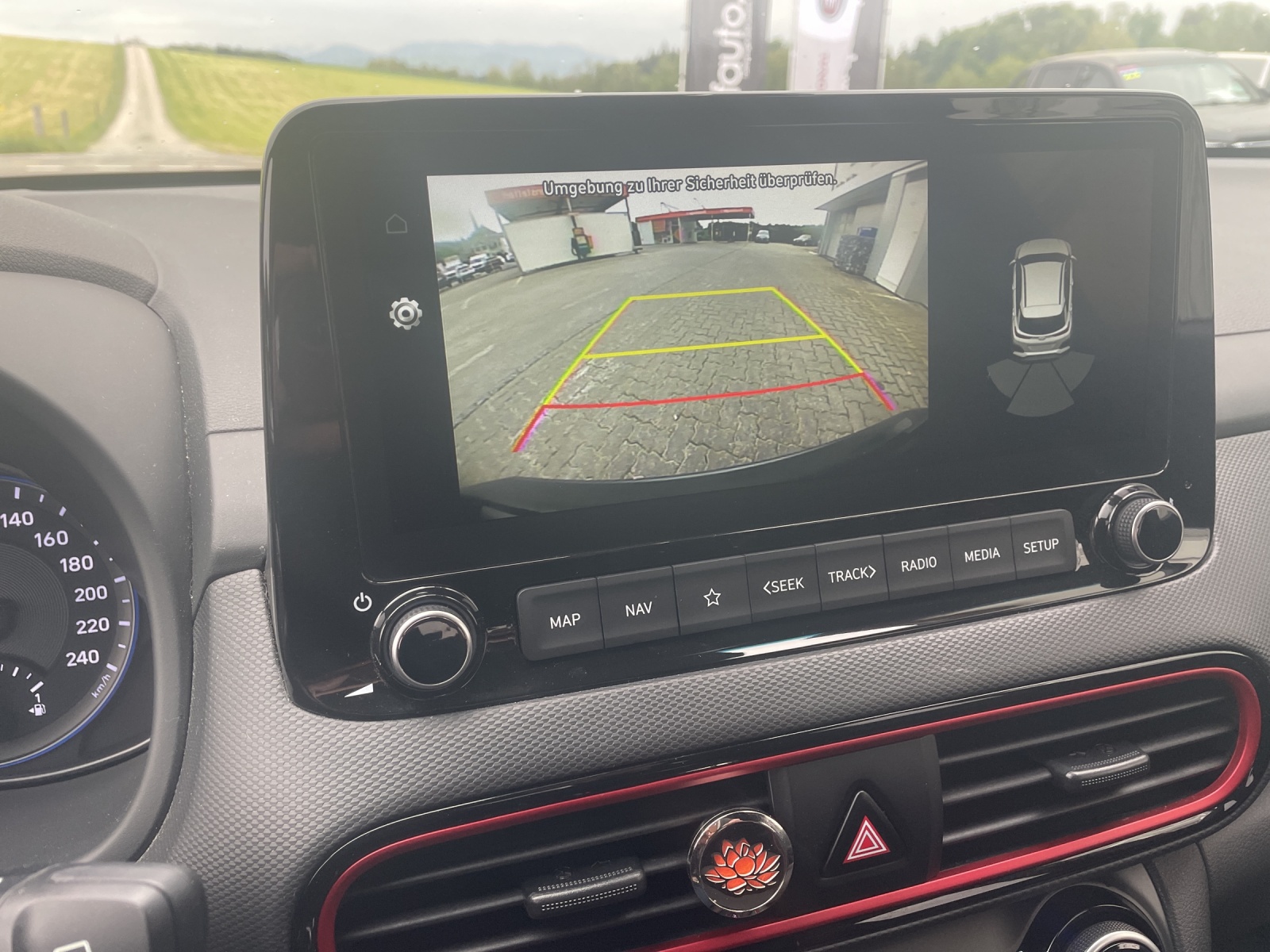 HYUNDAI Kona 1.6 GDi Hybrid Amplia-image-14