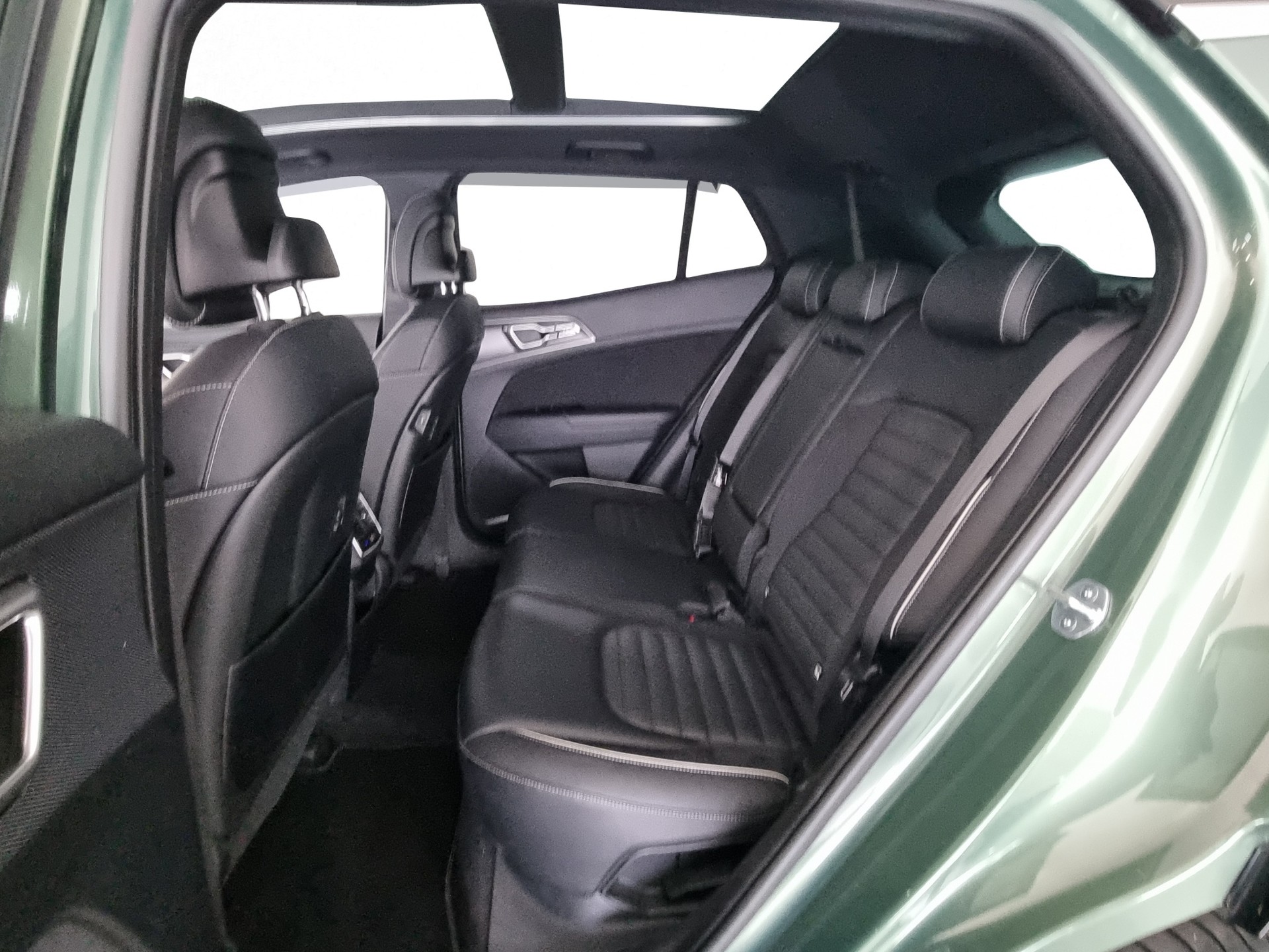 KIA Sportage1.6T PHEV4x4 GT A-image-6