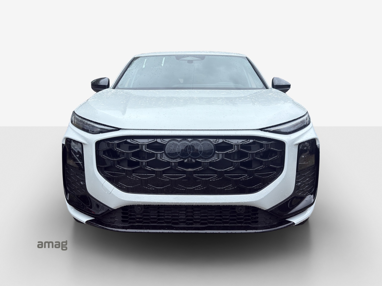 AUDI Q3 Sportback 110 kW TFSI S tronic-image-6