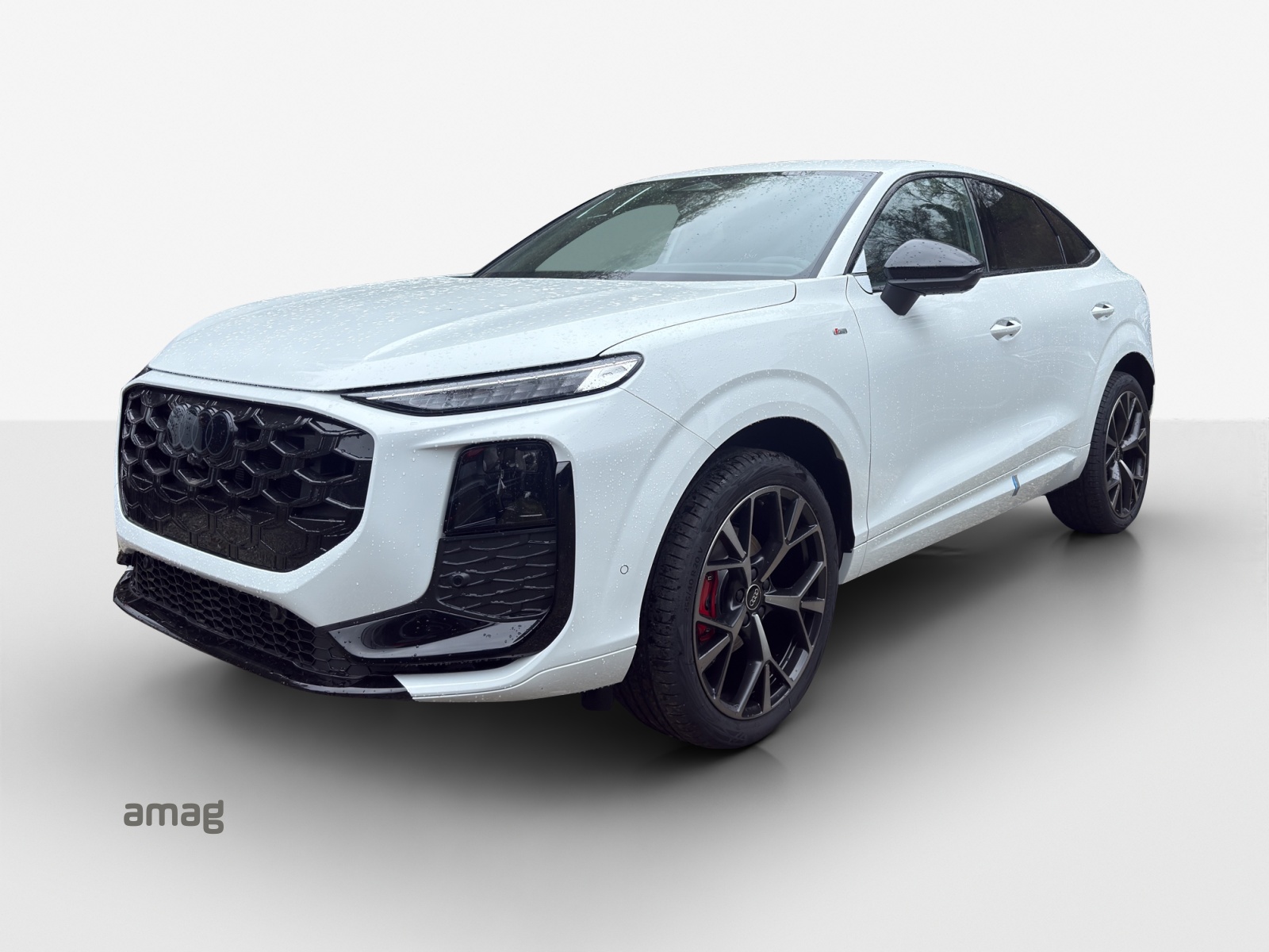 AUDI Q3 Sportback 110 kW TFSI S tronic-image-0