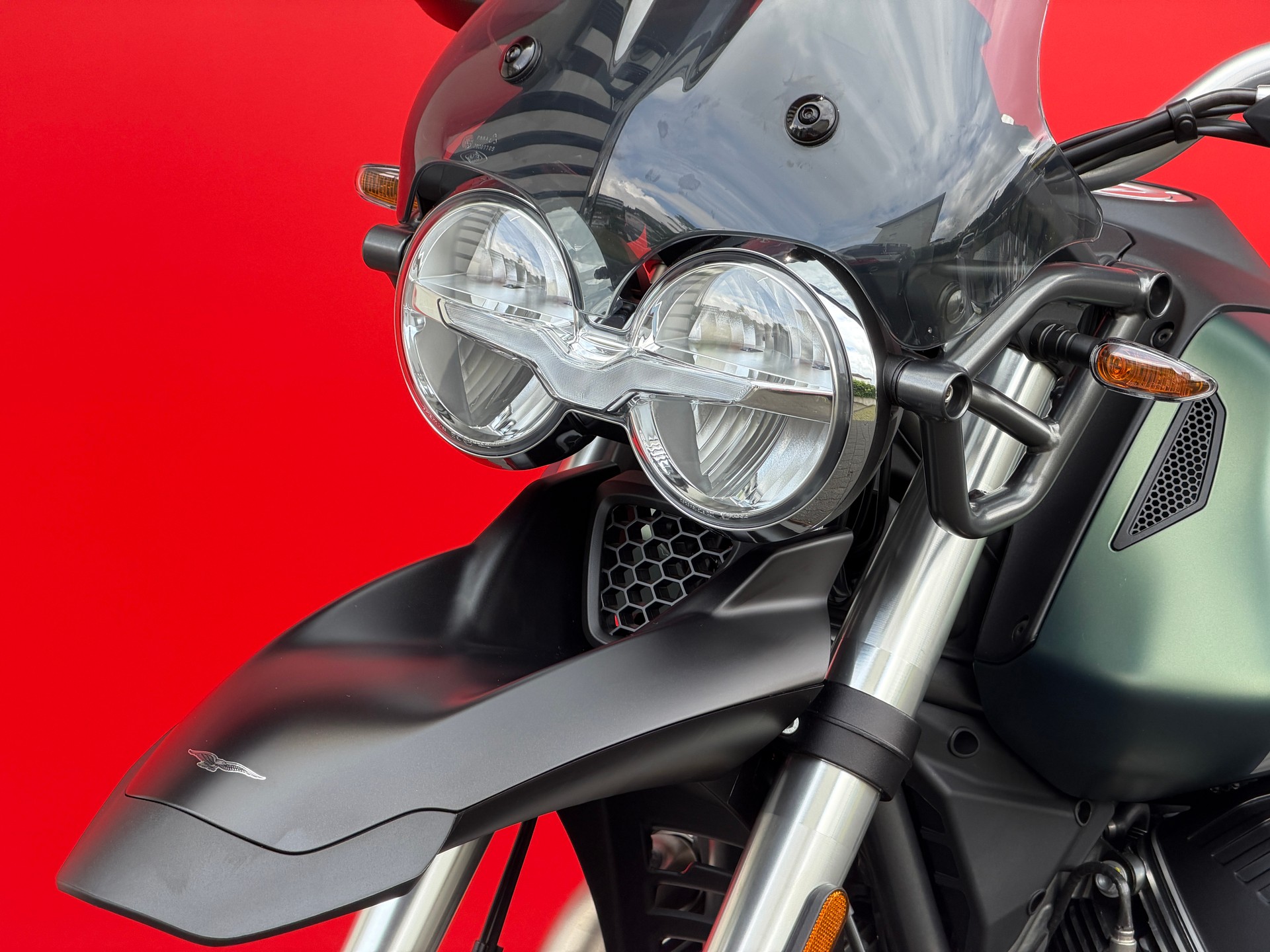 MOTO GUZZI V85 TT-image-4