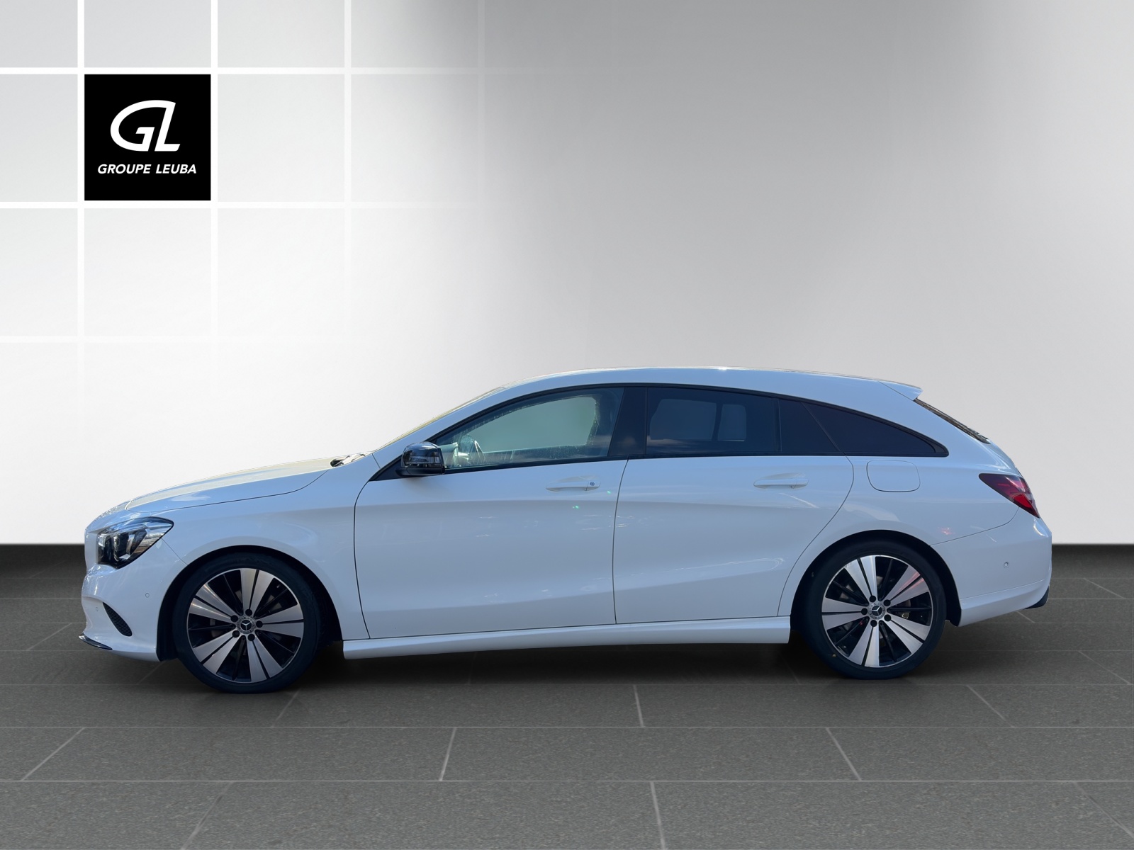 MERCEDES-BENZ CLA 200 d Night Star-image-2
