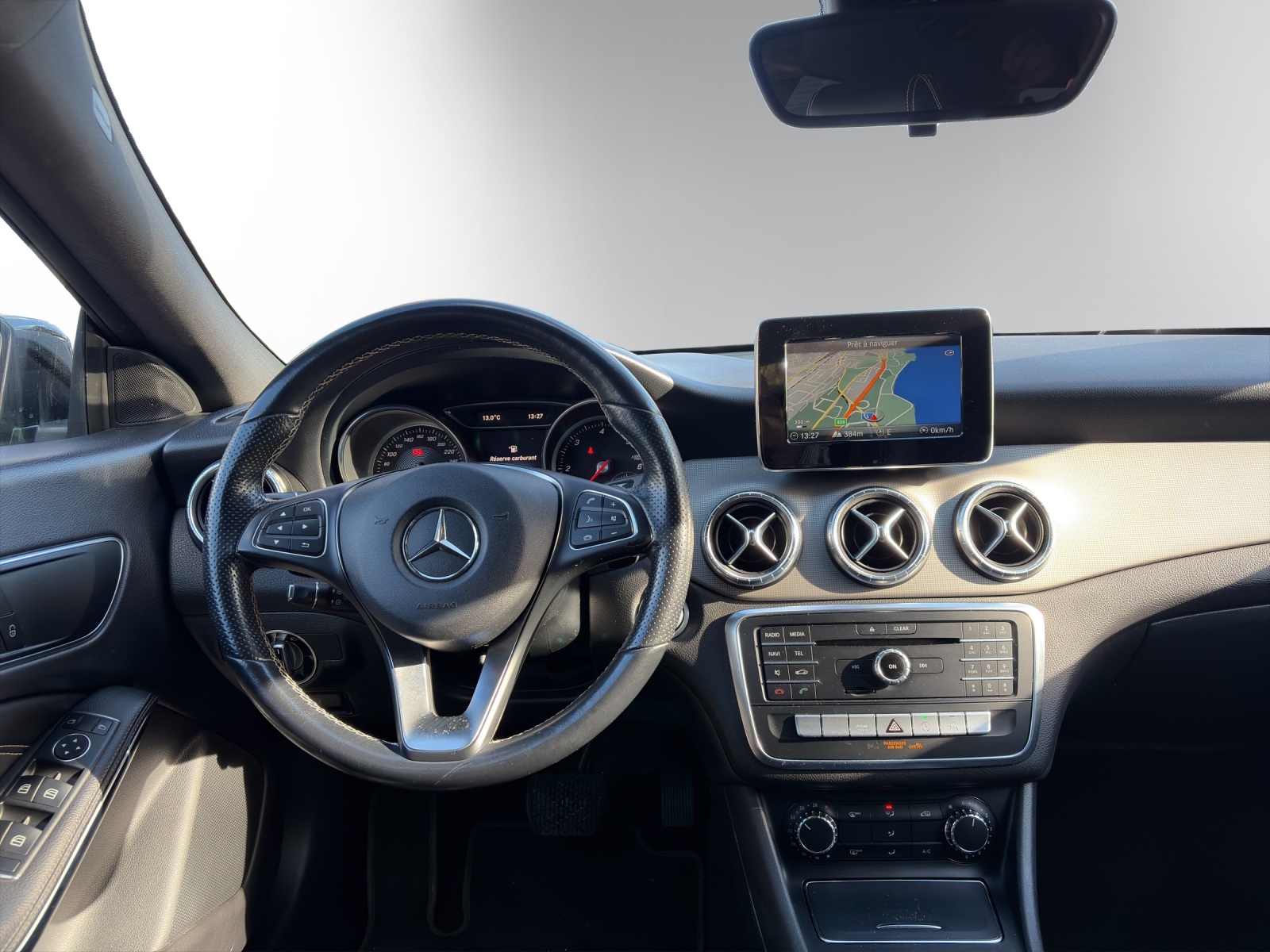 MERCEDES-BENZ CLA 200 d Night Star-image-8
