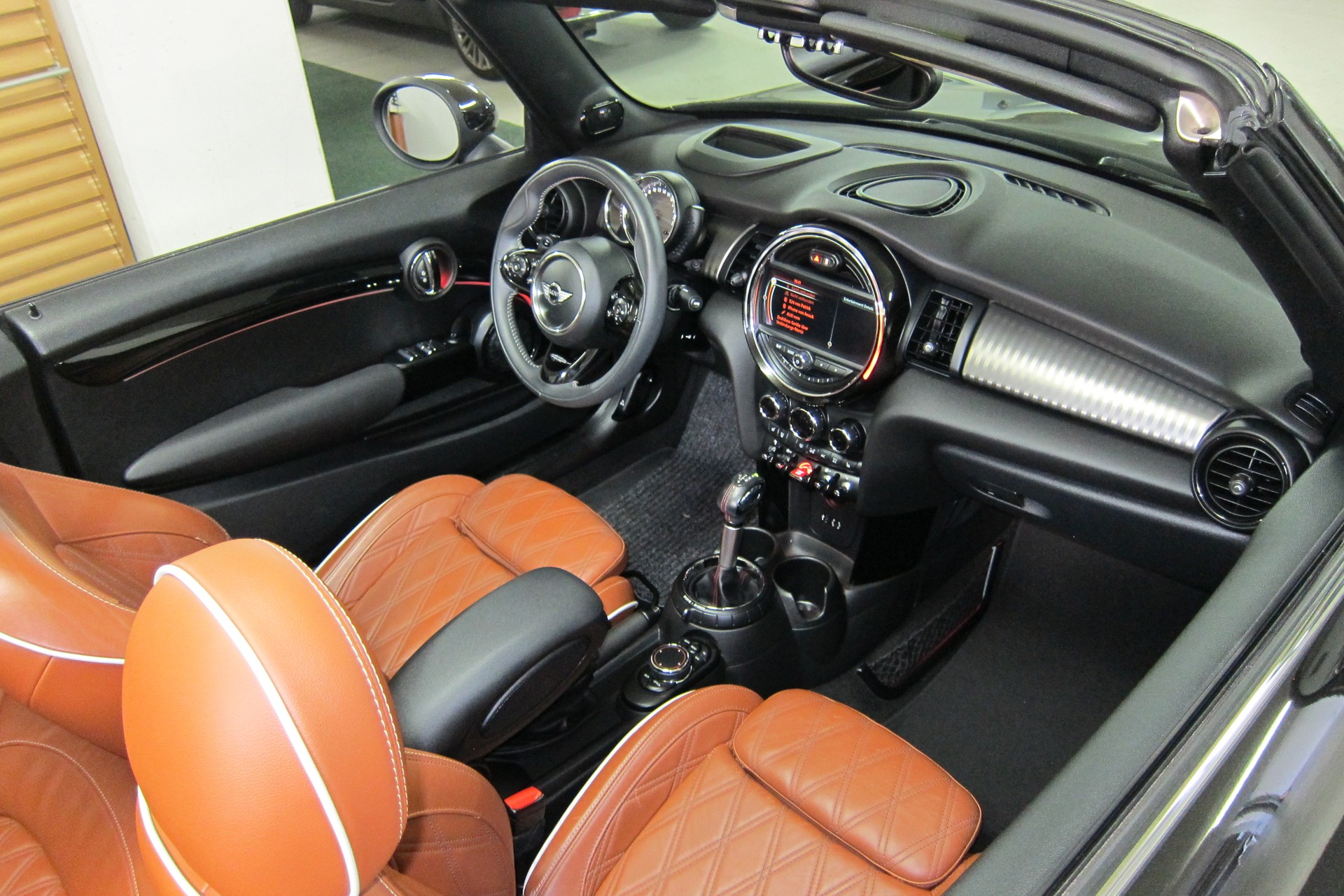 MINI Cooper S Cabriolet Steptronic-image-7