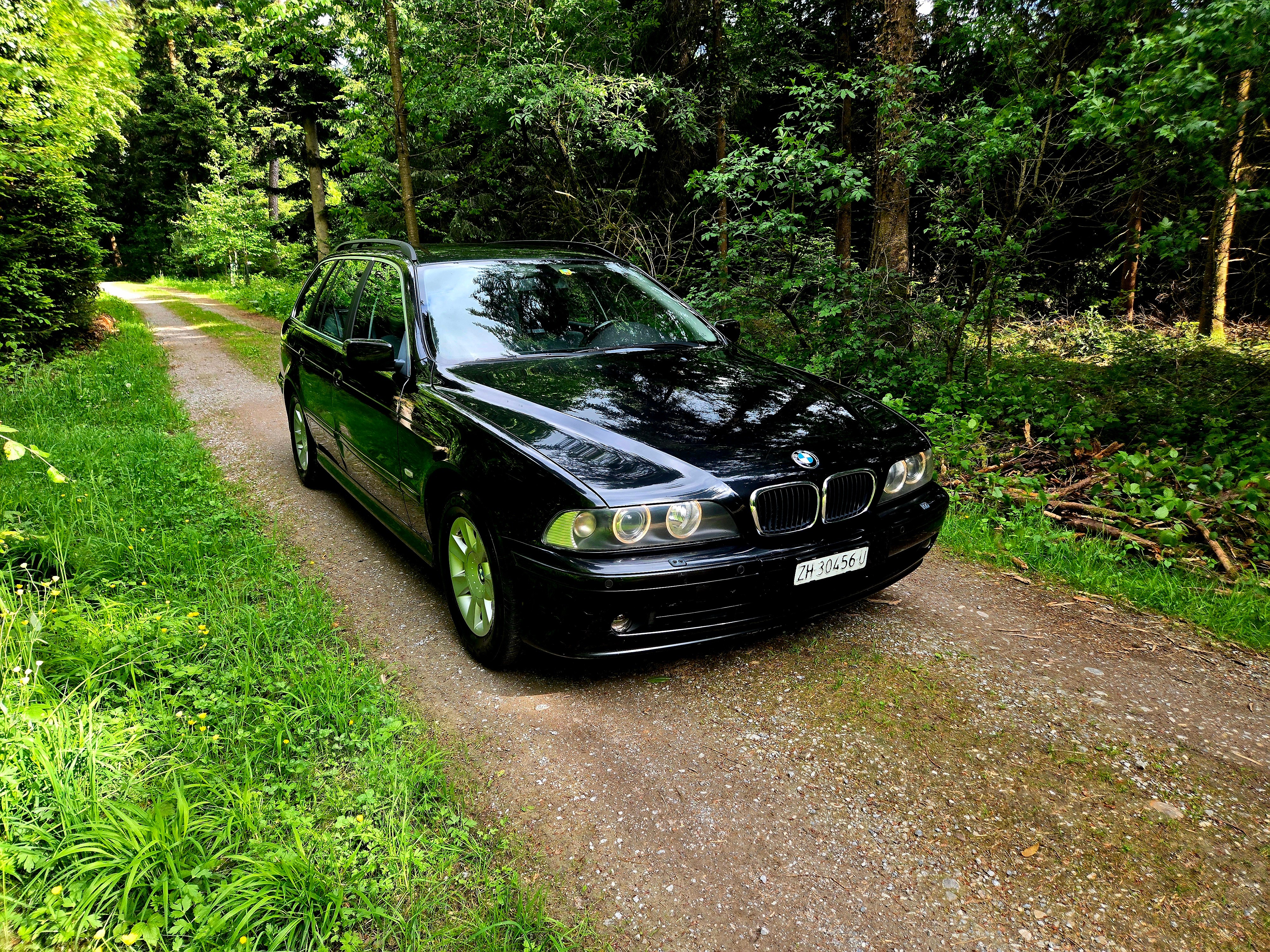 Car photo