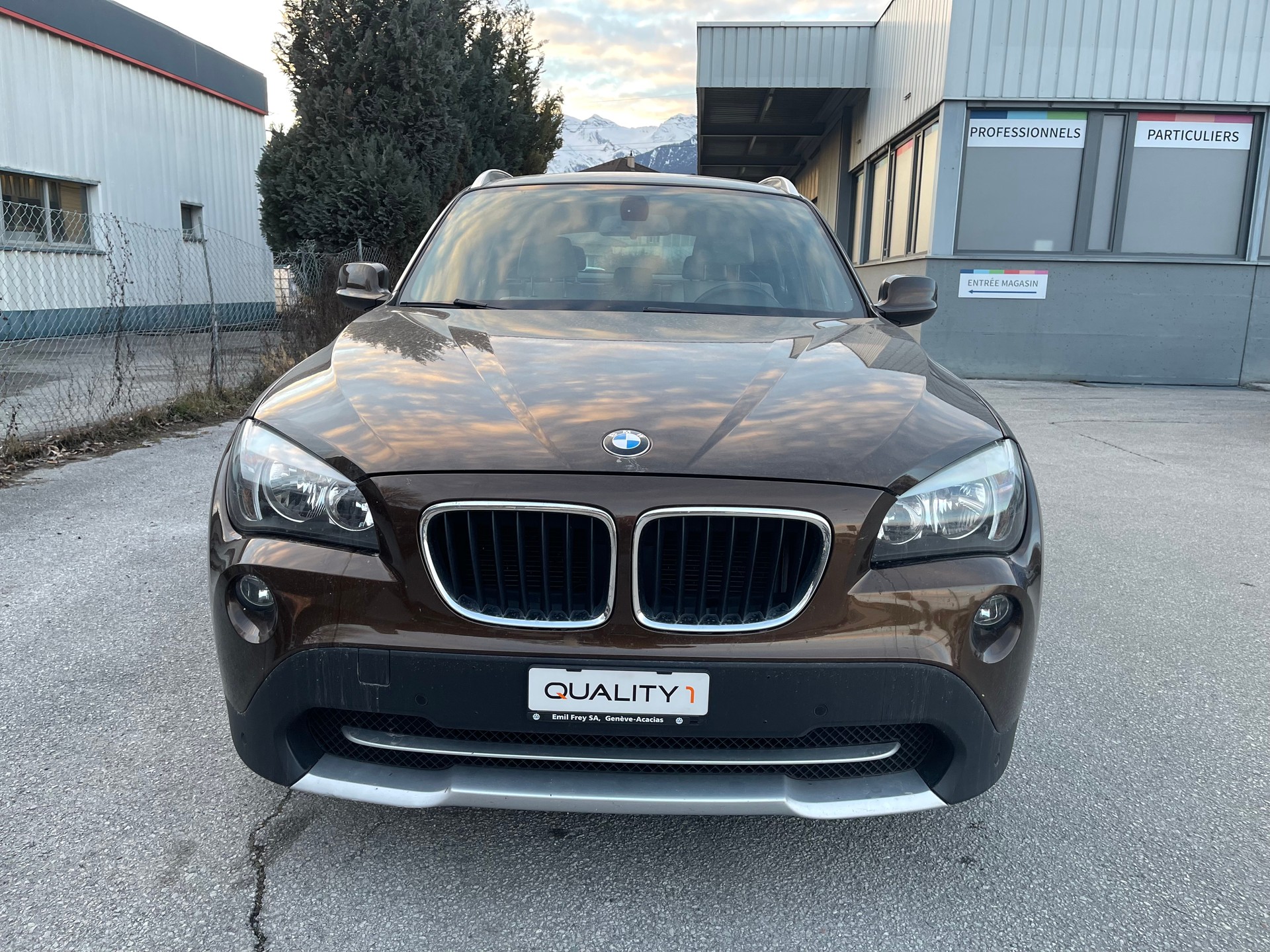 BMW X1 xDrive 20i-image-7