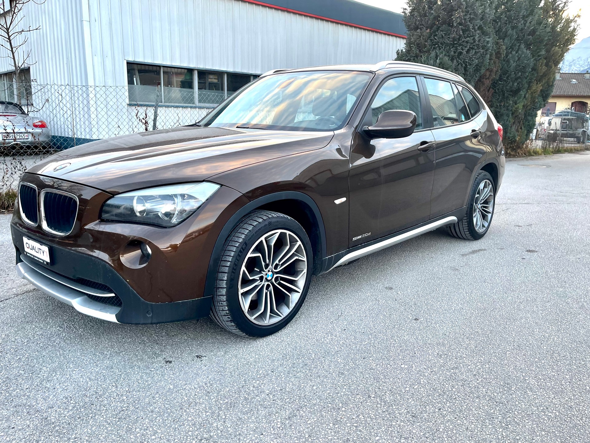 BMW X1 xDrive 20i-image-4