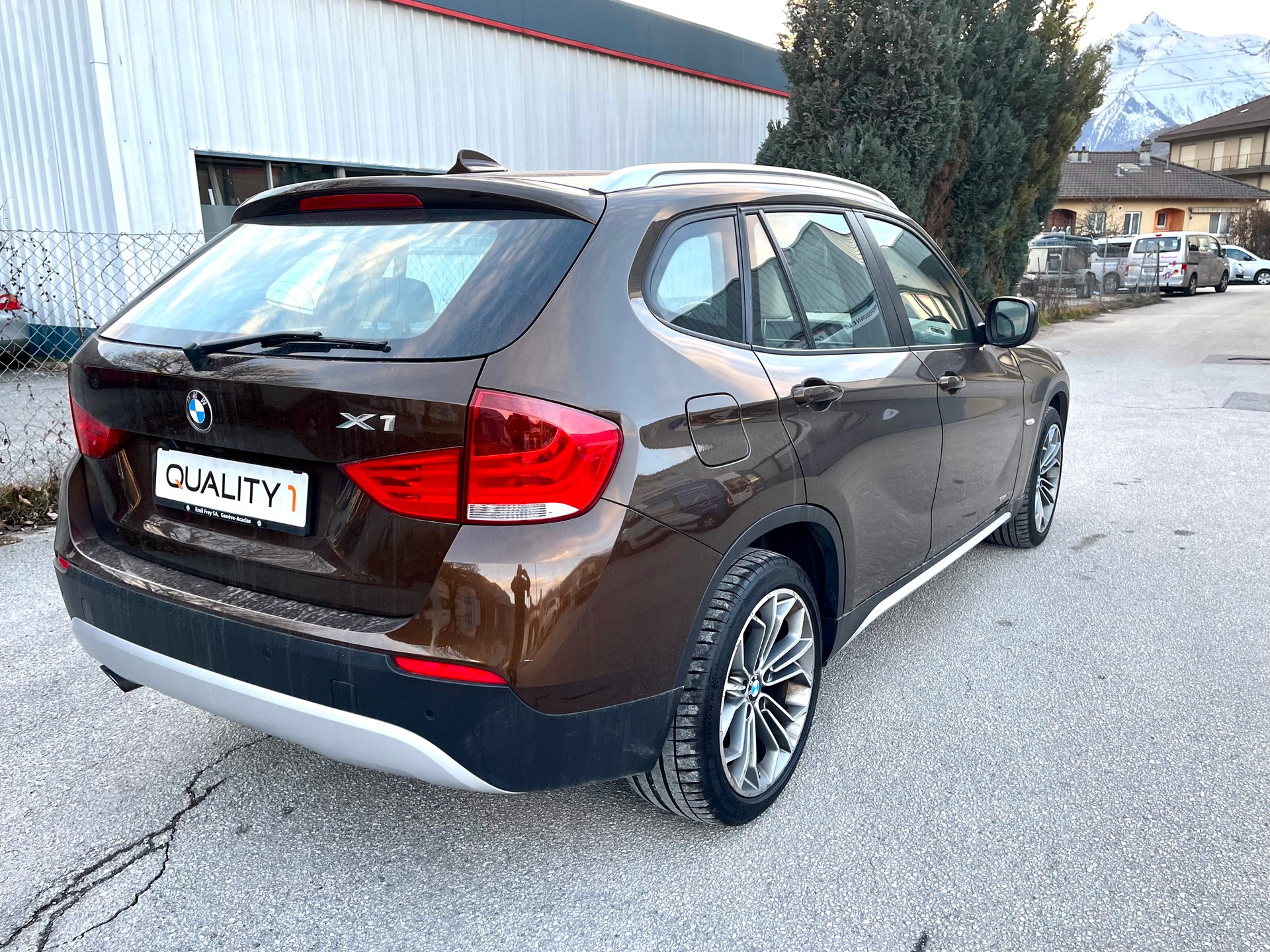 BMW X1 xDrive 20i-image-20
