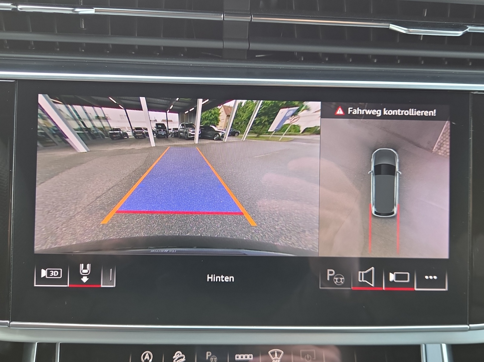 AUDI Q7 50 TDI quattro S Line tiptronic-image-15