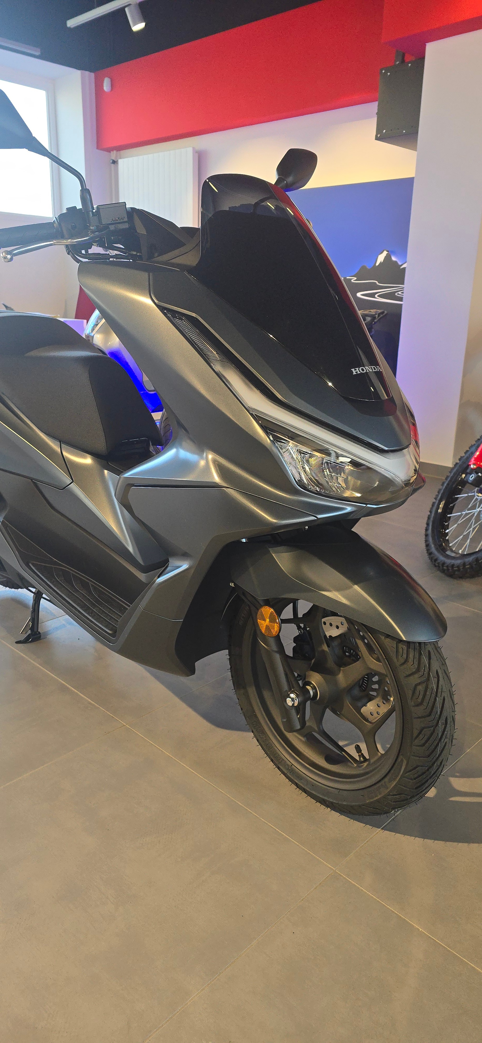 HONDA PCX 125 DX TFT. connectivity-image-11