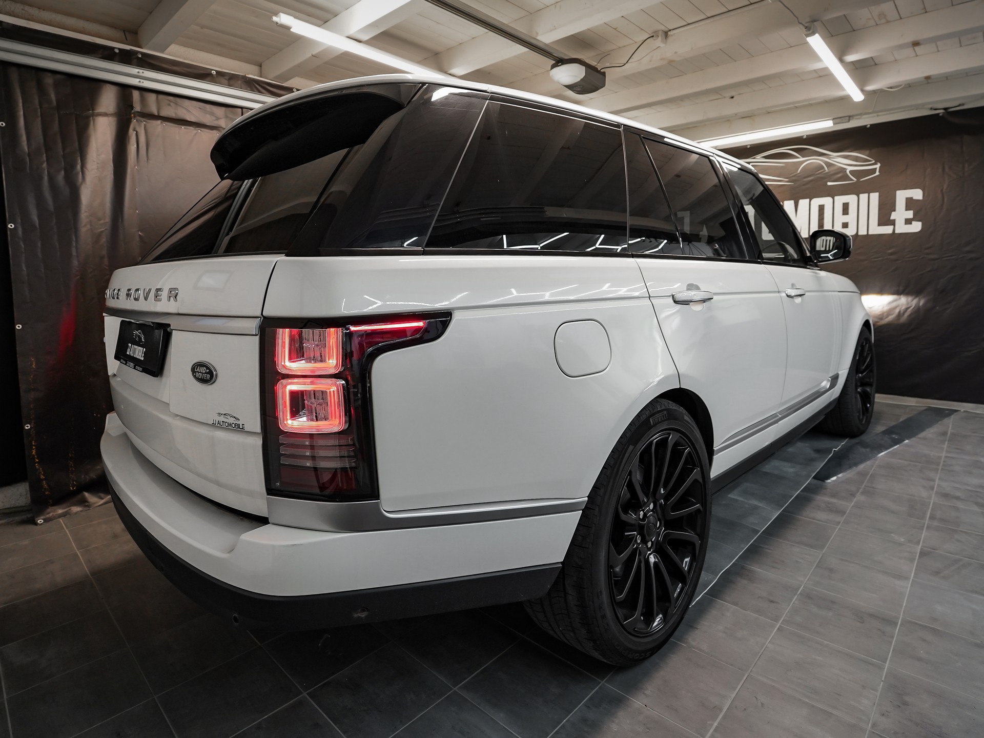 LAND ROVER Range Rover 4.4 SDV8 Autobiography Automatic-image-6