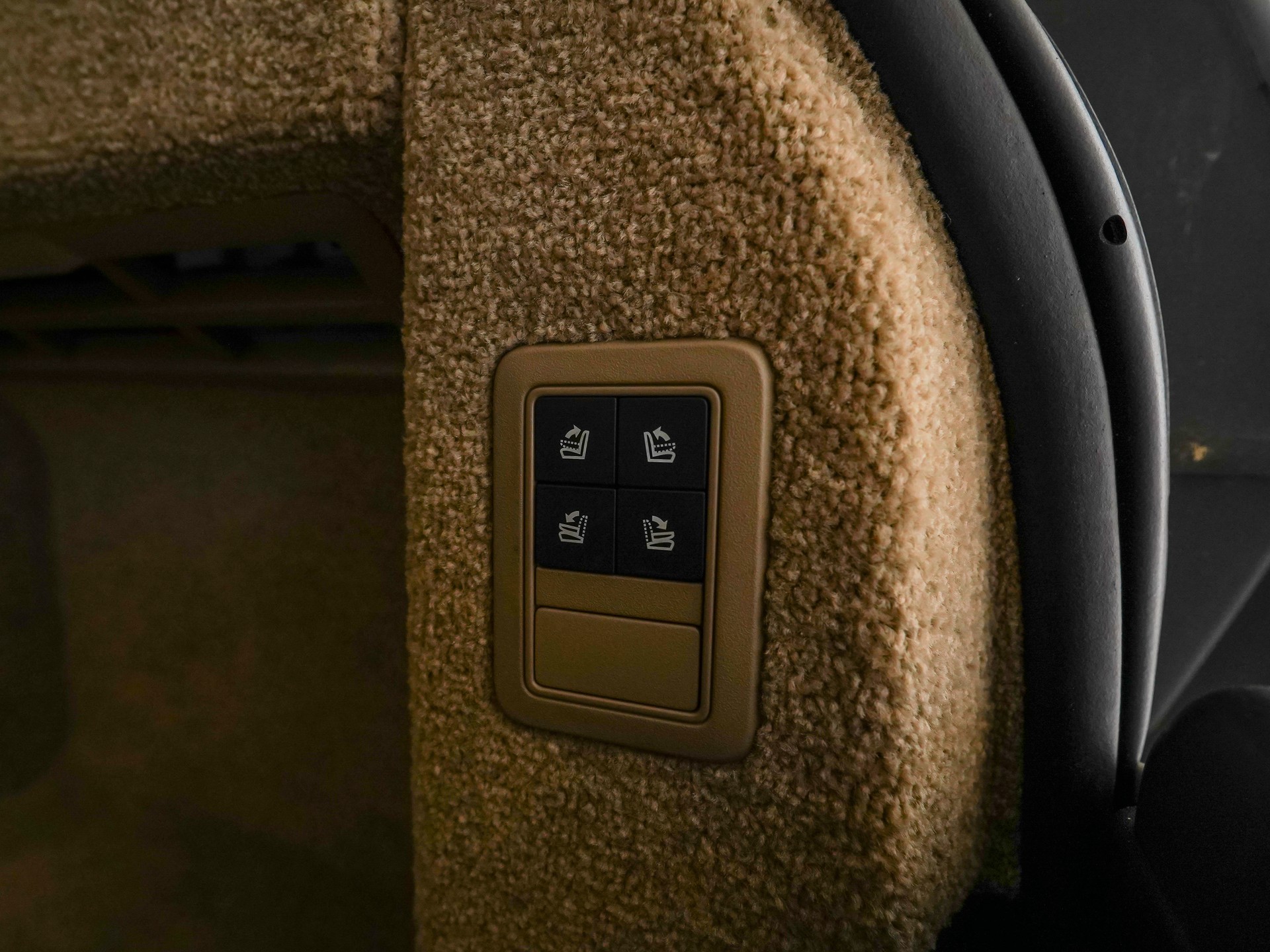 LAND ROVER Range Rover 4.4 SDV8 Autobiography Automatic-image-13