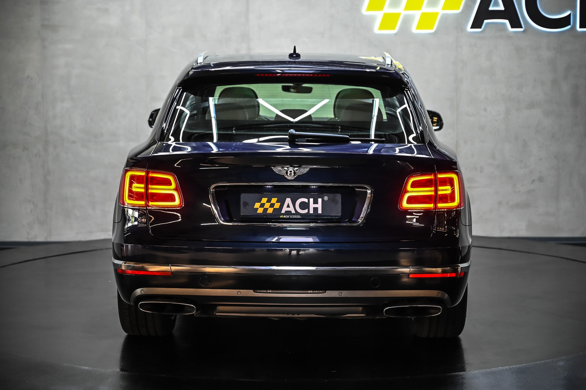 BENTLEY Bentayga 6.0 W12-image-6