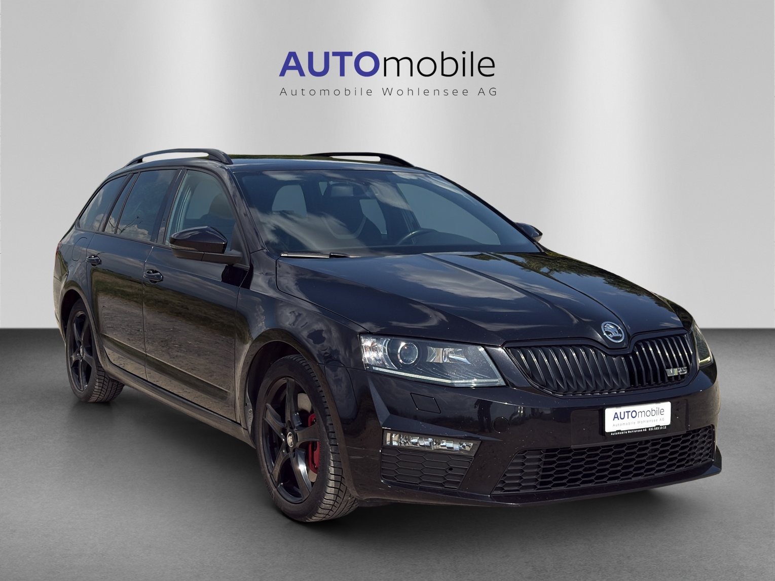 SKODA Octavia Combi 2.0 TSI RS-image-3