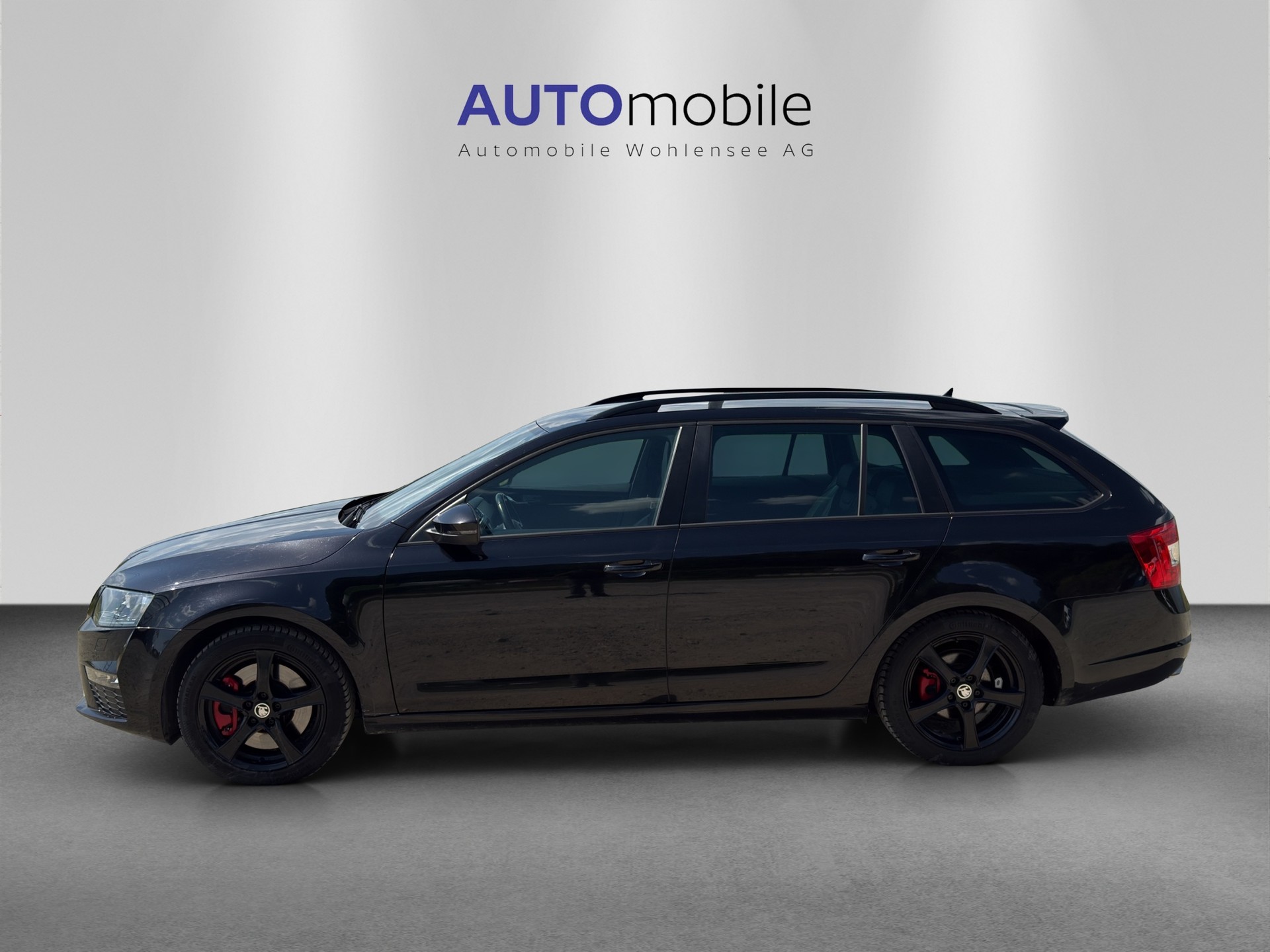 SKODA Octavia Combi 2.0 TSI RS-image-0