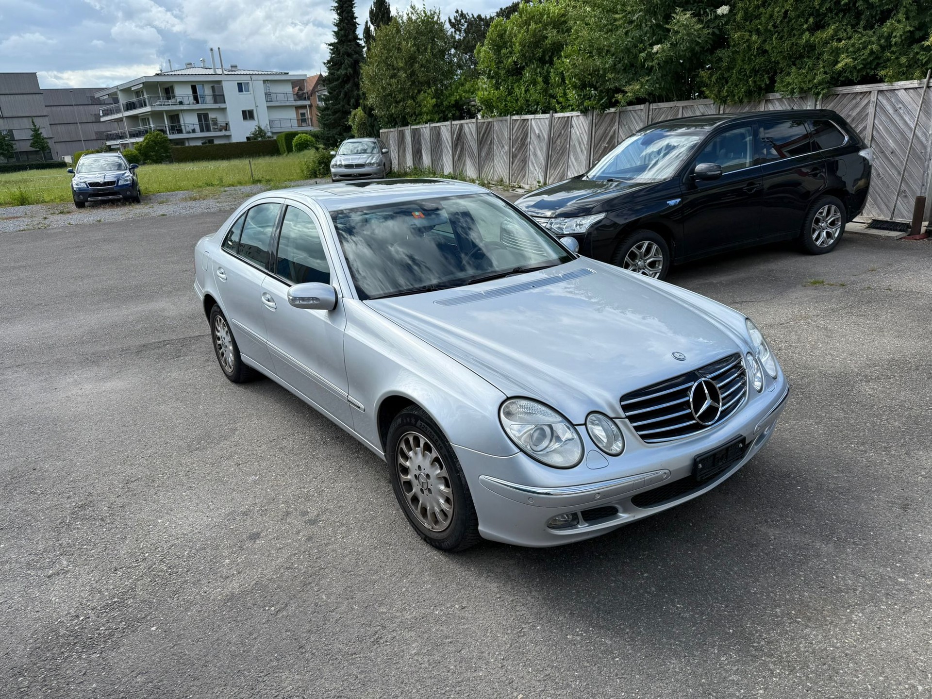 MERCEDES-BENZ E 280 CDI Elégance 4Matic Automatic-image-2