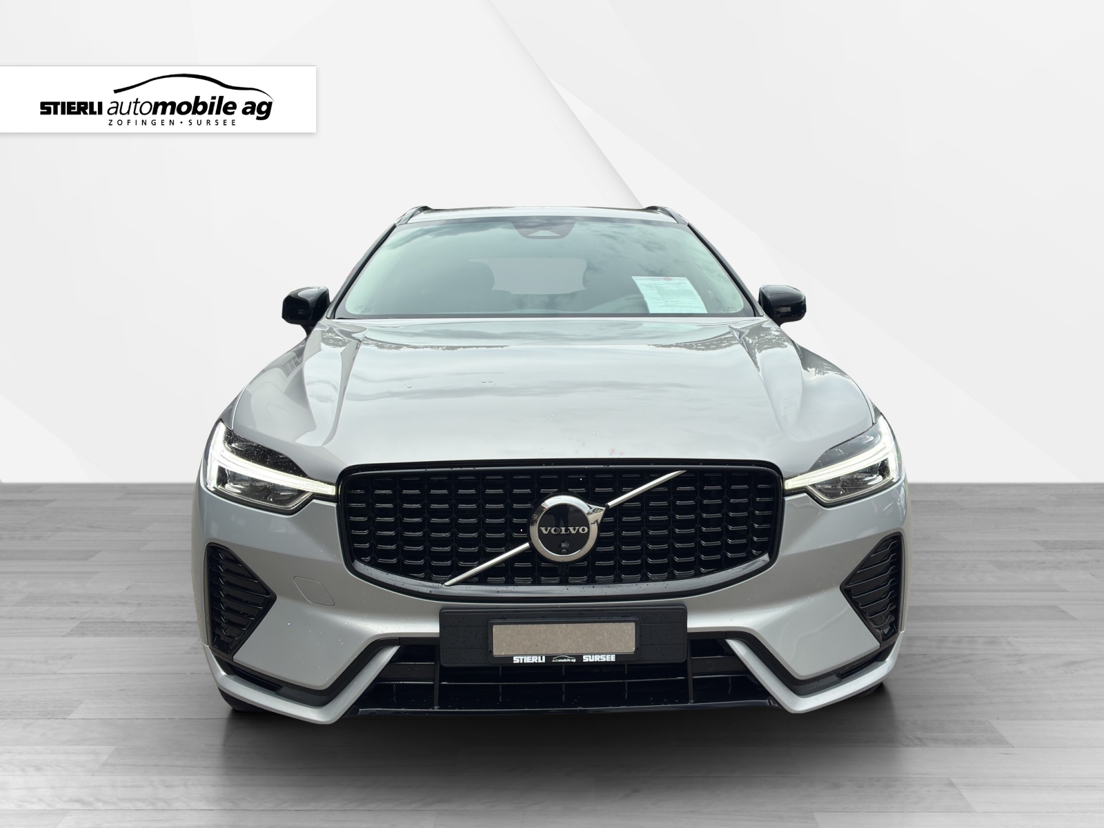 VOLVO XC60 2.0 B5 MH Plus Dark AWD-image-1