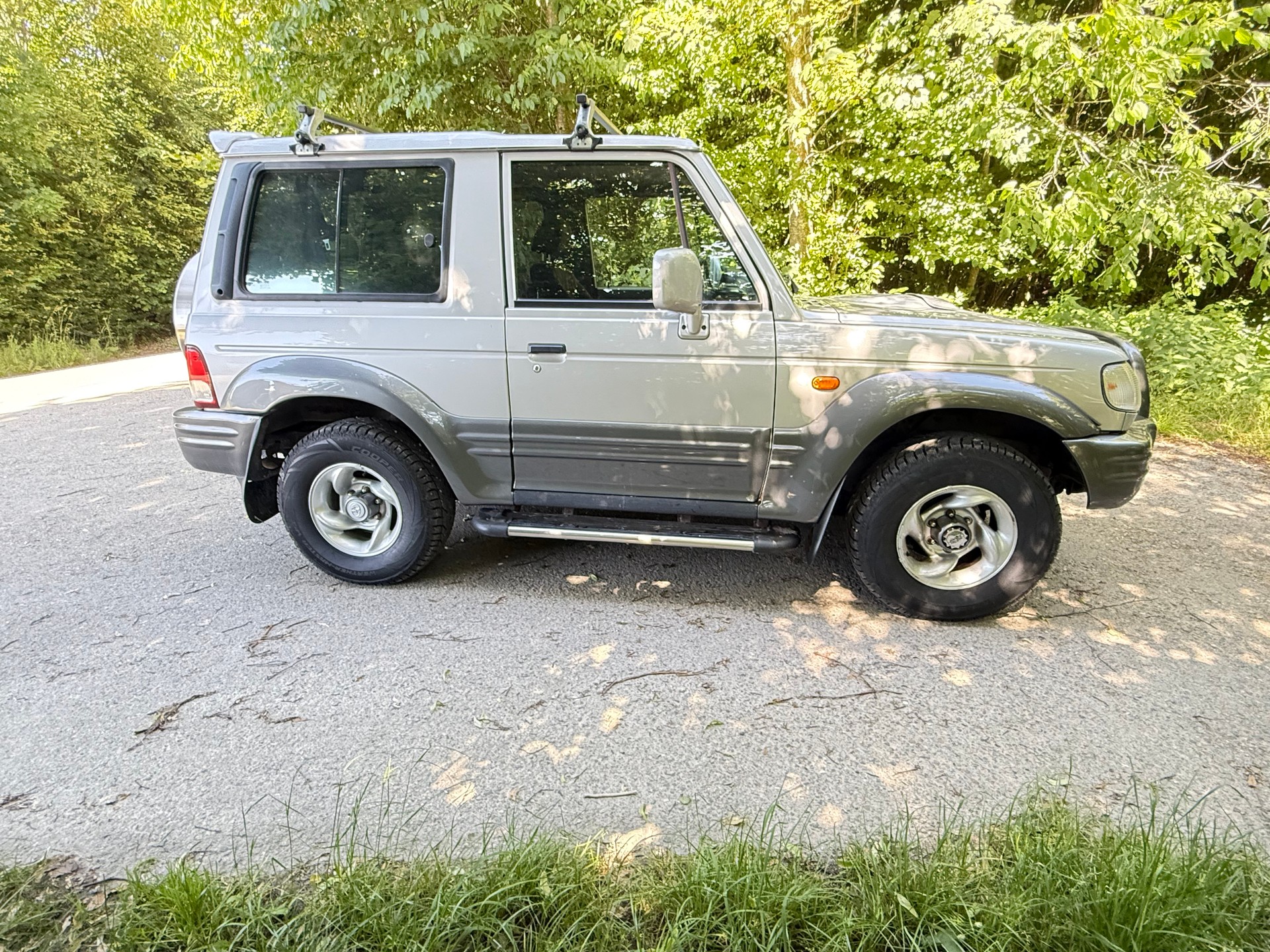 HYUNDAI Galloper Sport 2.5 TDI-image-3