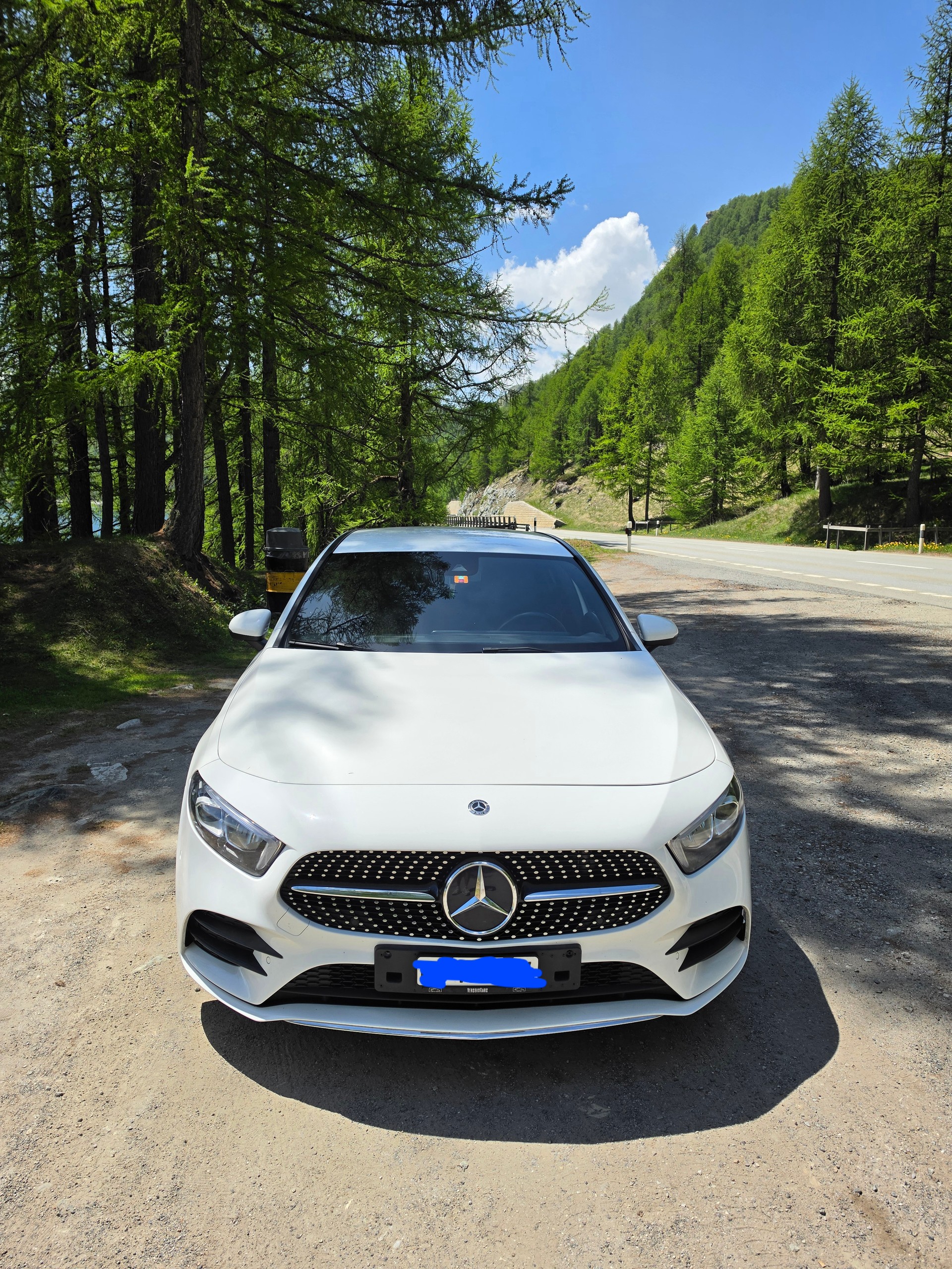 MERCEDES-BENZ A 250 AMG Line-image-2