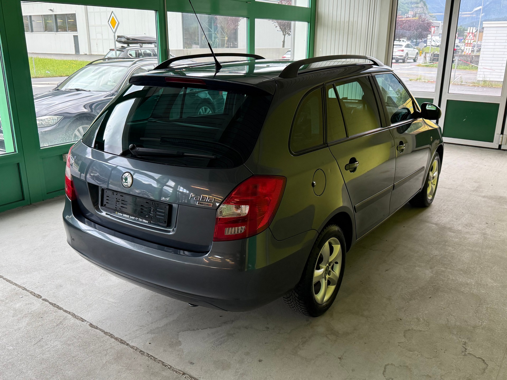 SKODA Fabia 1.2 TSI Classic-image-13