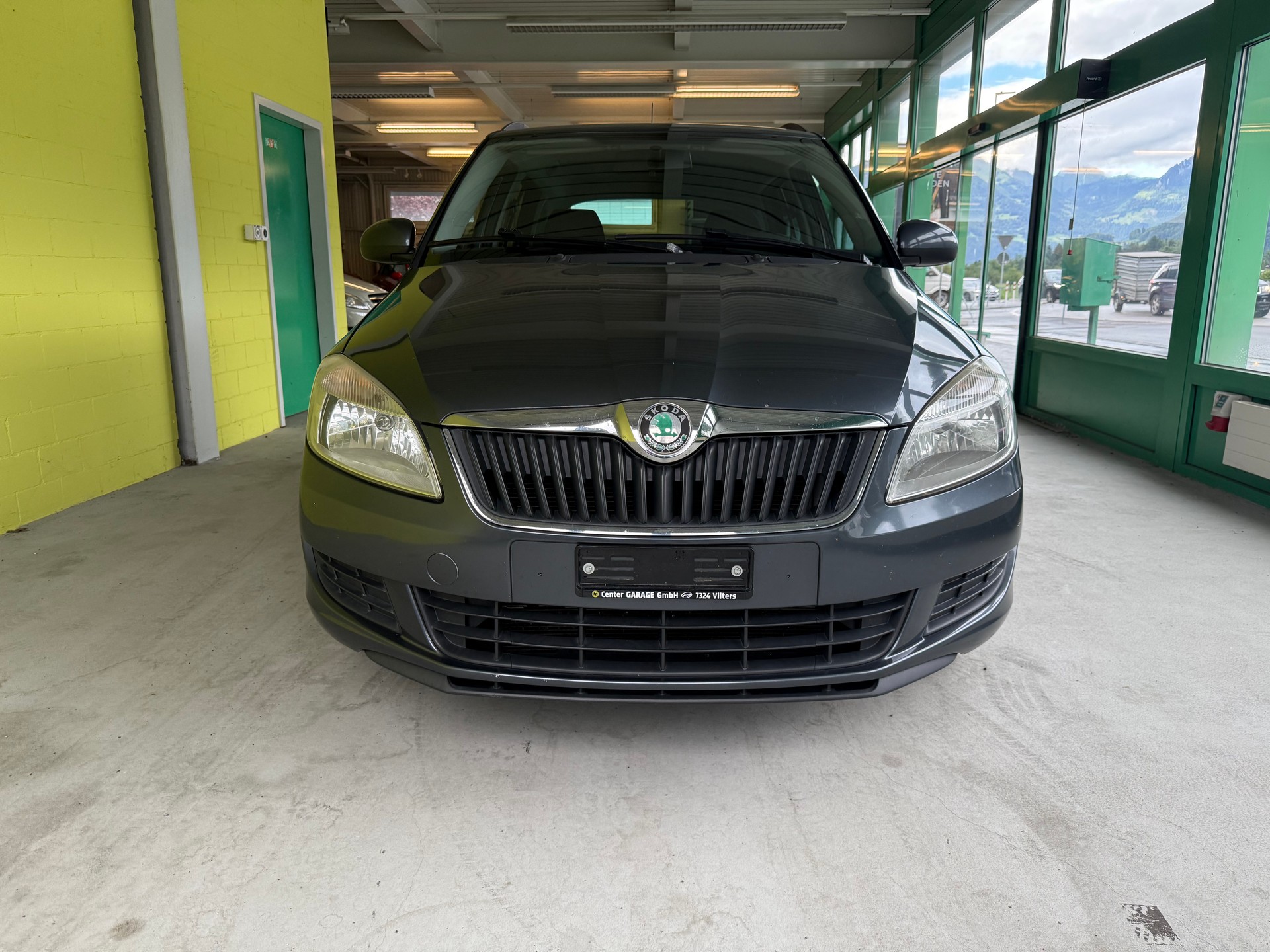 SKODA Fabia 1.2 TSI Classic-image-2
