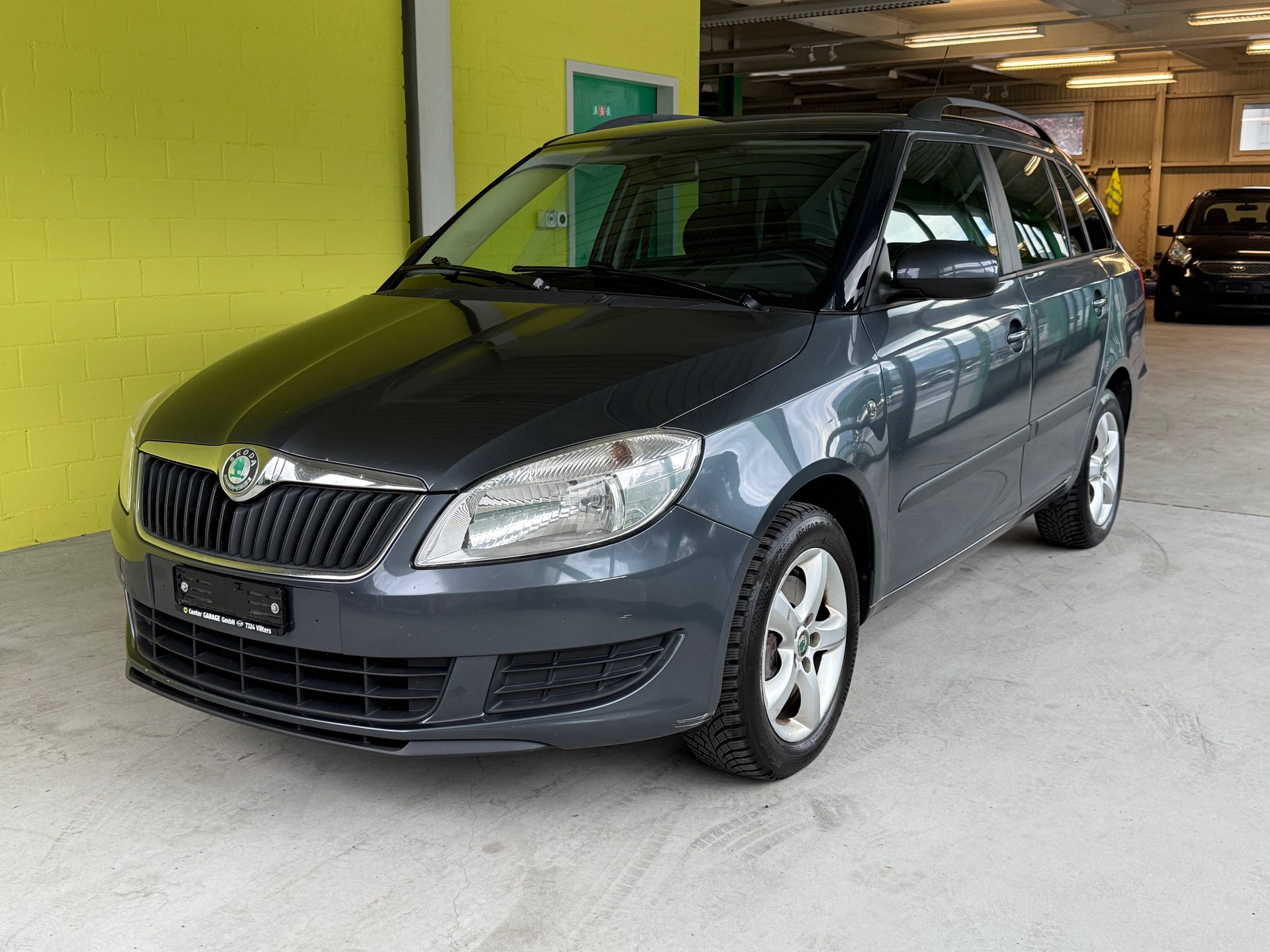 SKODA Fabia 1.2 TSI Classic-image-0