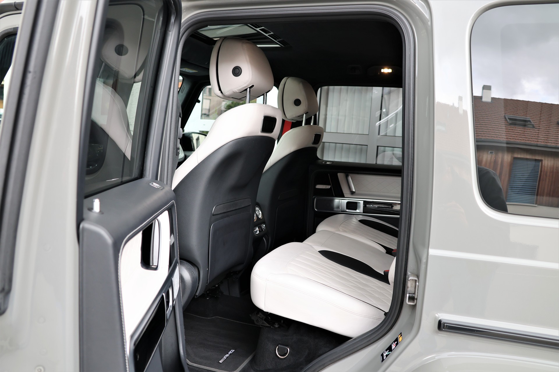 MERCEDES-BENZ G 63 AMG Speedshift Plus G-Tronic "G Manufaktur"-image-14
