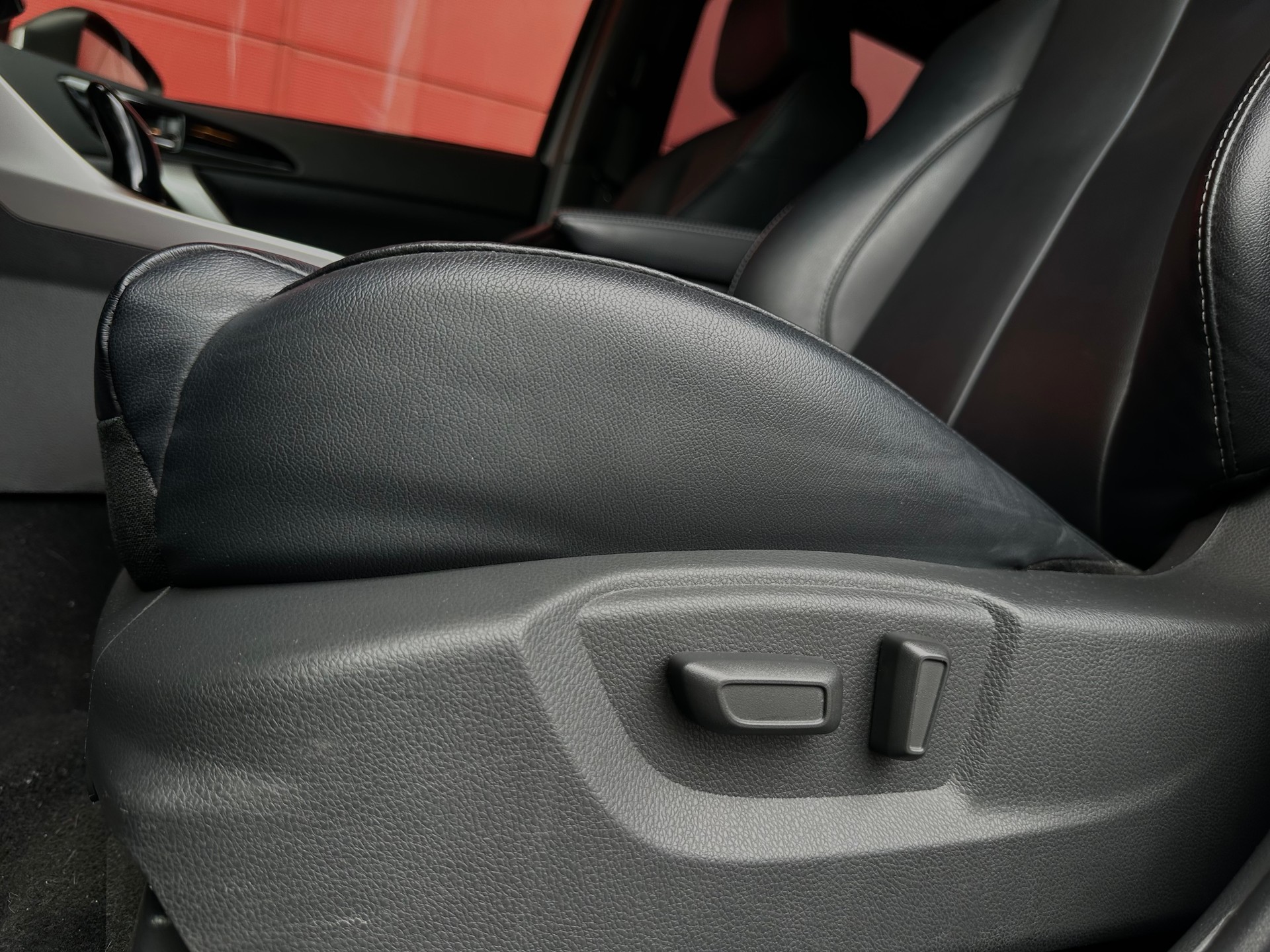 MITSUBISHI Eclipse Cross 2.4 PHEV Ralliart 4WD-image-13